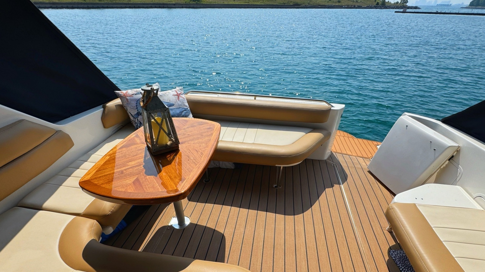 1999 Sea Ray 370 Sundancer