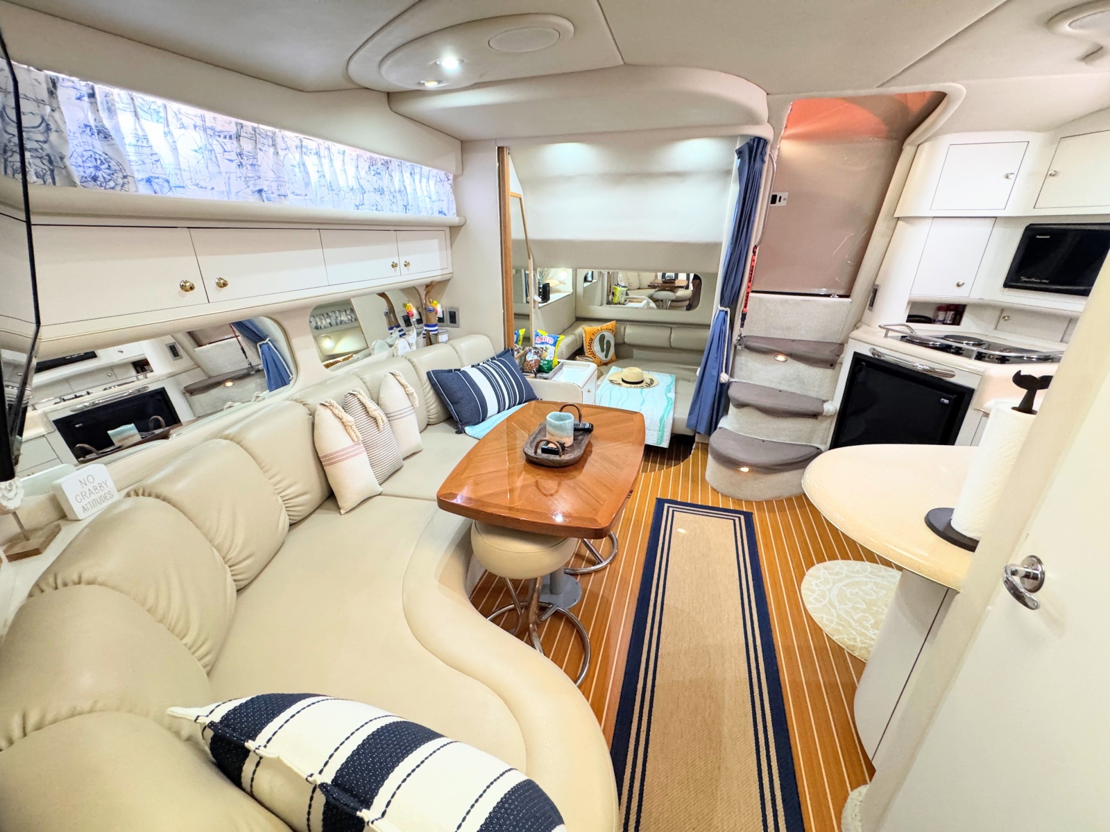 1999 Sea Ray 370 Sundancer