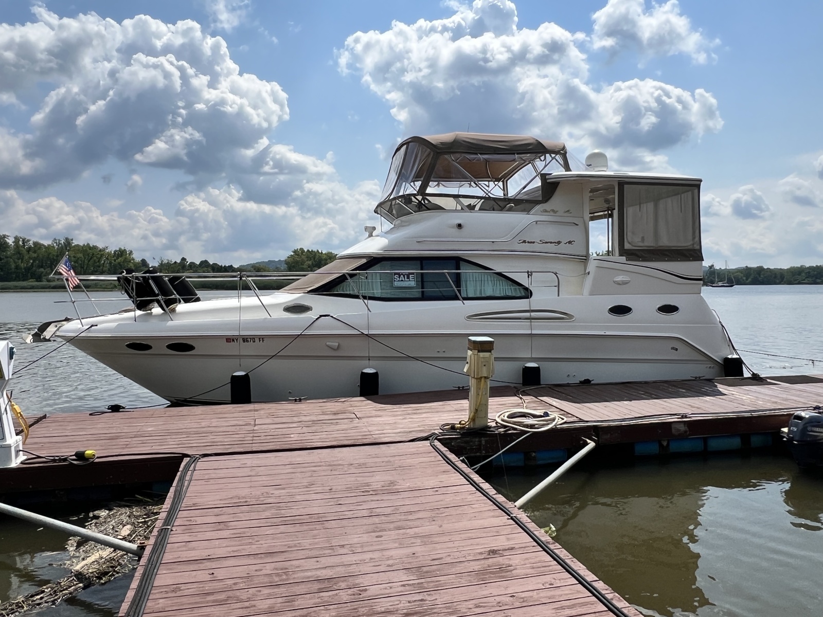 1999 Sea Ray 370 AC