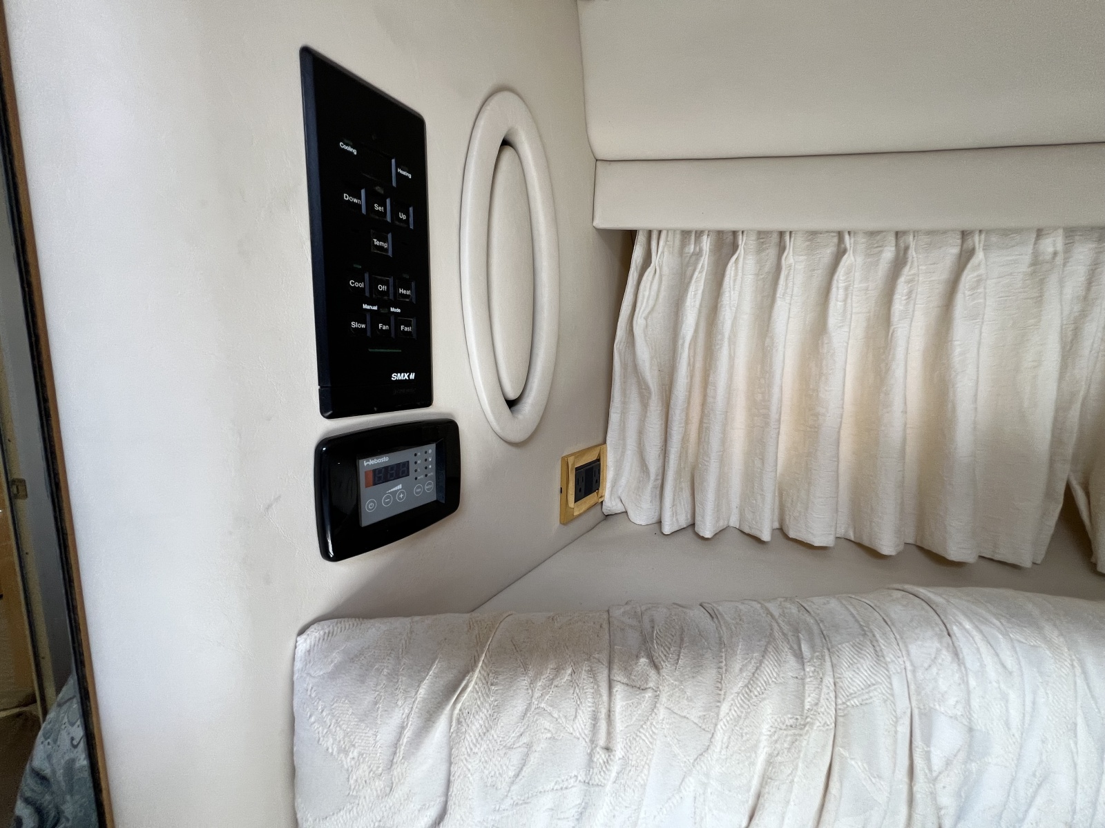 1999 Sea Ray 370 AC