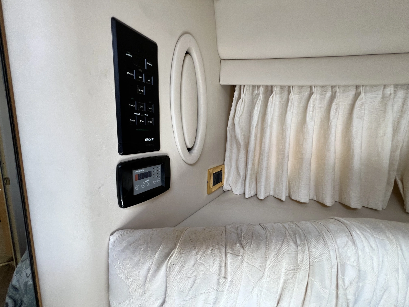 1999 Sea Ray 370 AC
