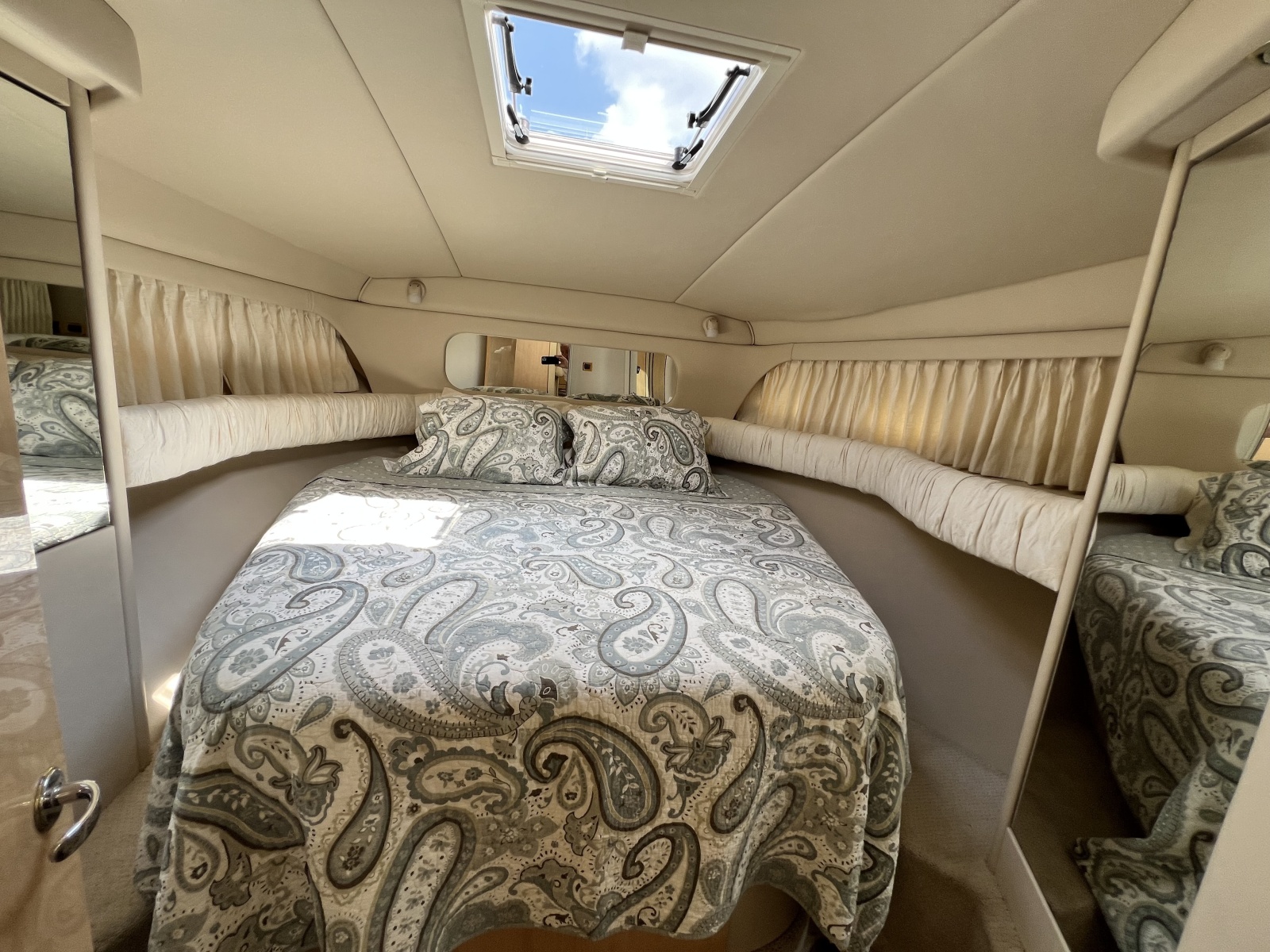 1999 Sea Ray 370 AC