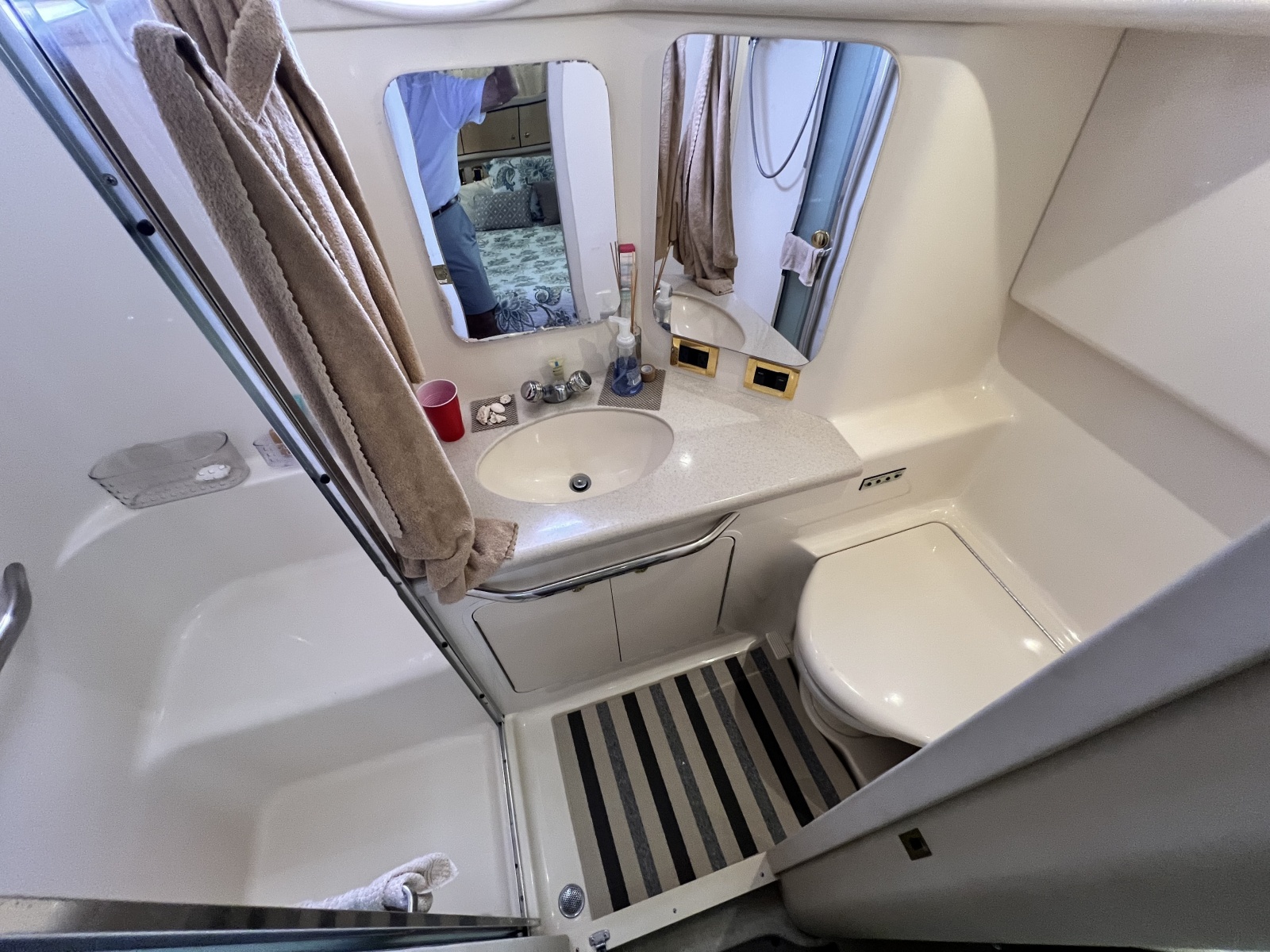 1999 Sea Ray 370 AC