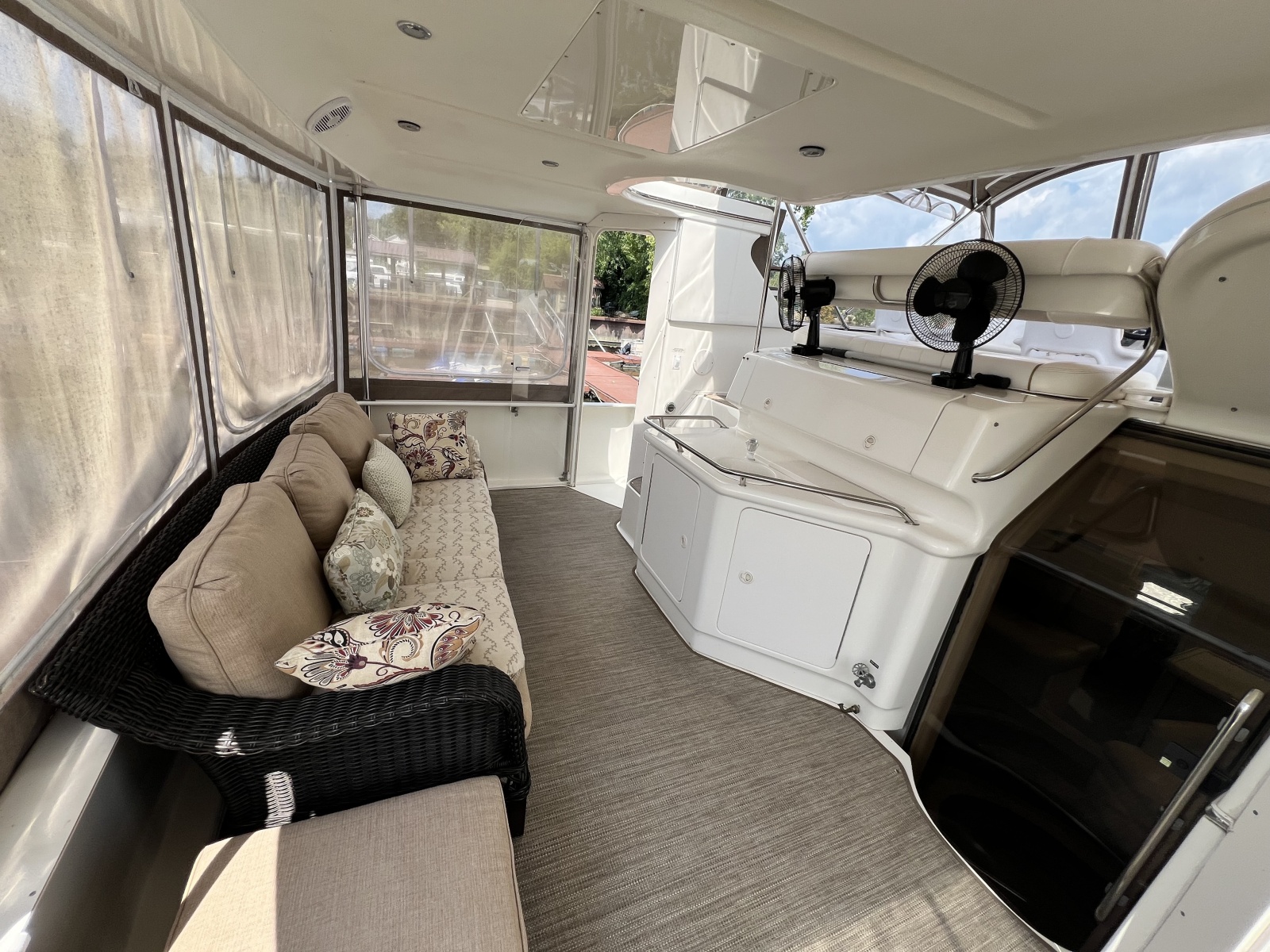 1999 Sea Ray 370 AC