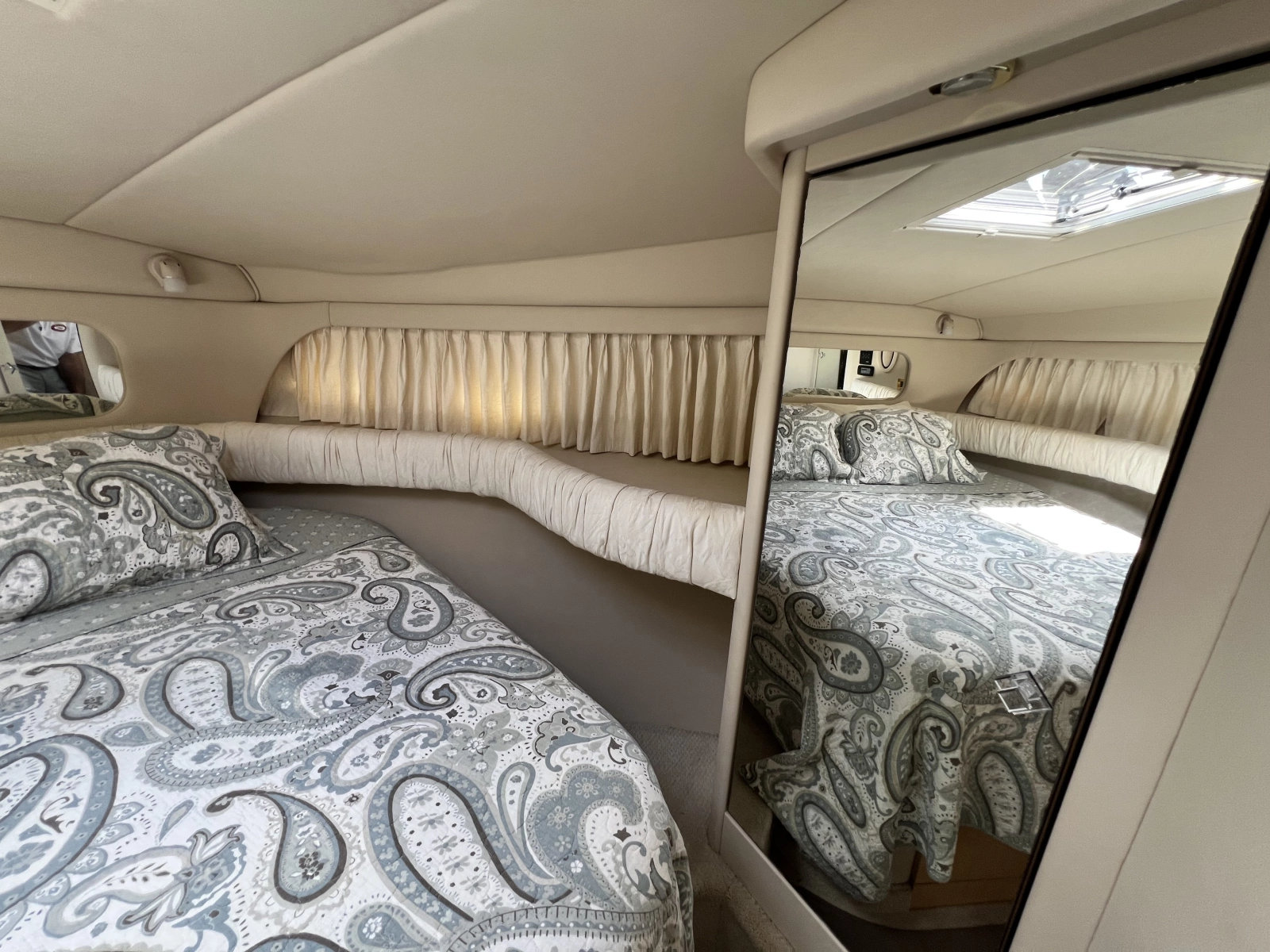 1999 Sea Ray 370 AC