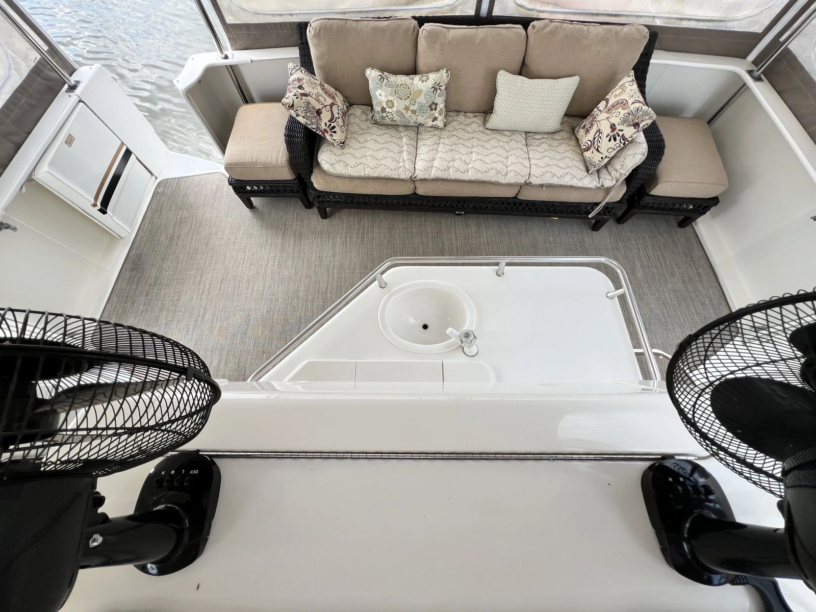 1999 Sea Ray 370 AC