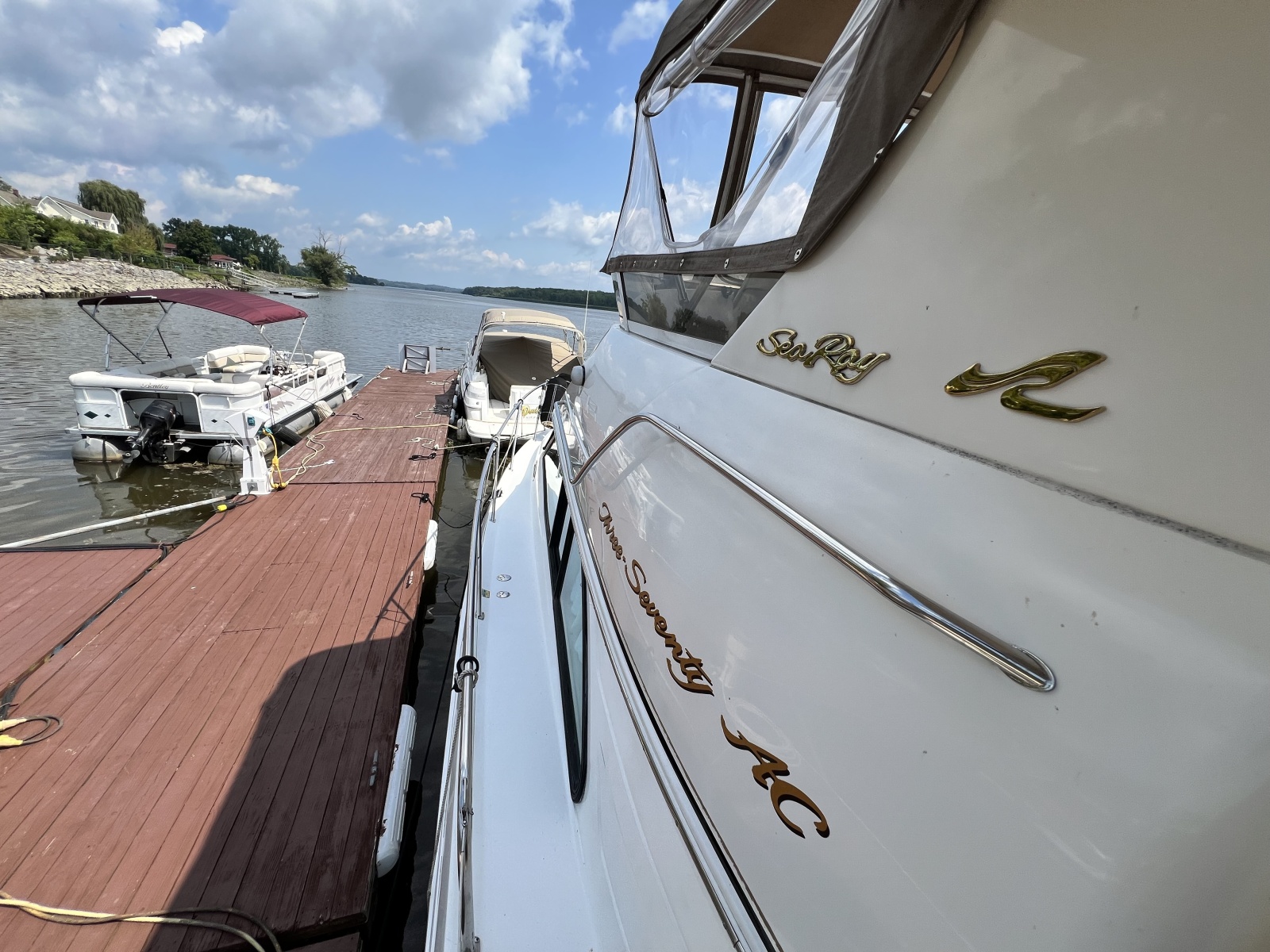 1999 Sea Ray 370 AC