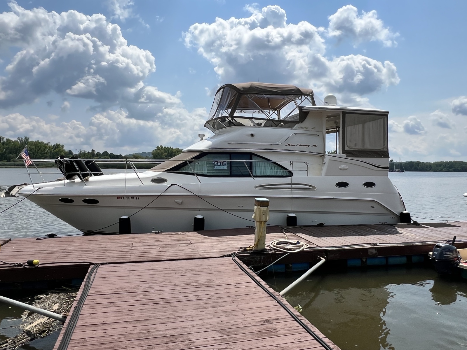 1999 Sea Ray 370 AC