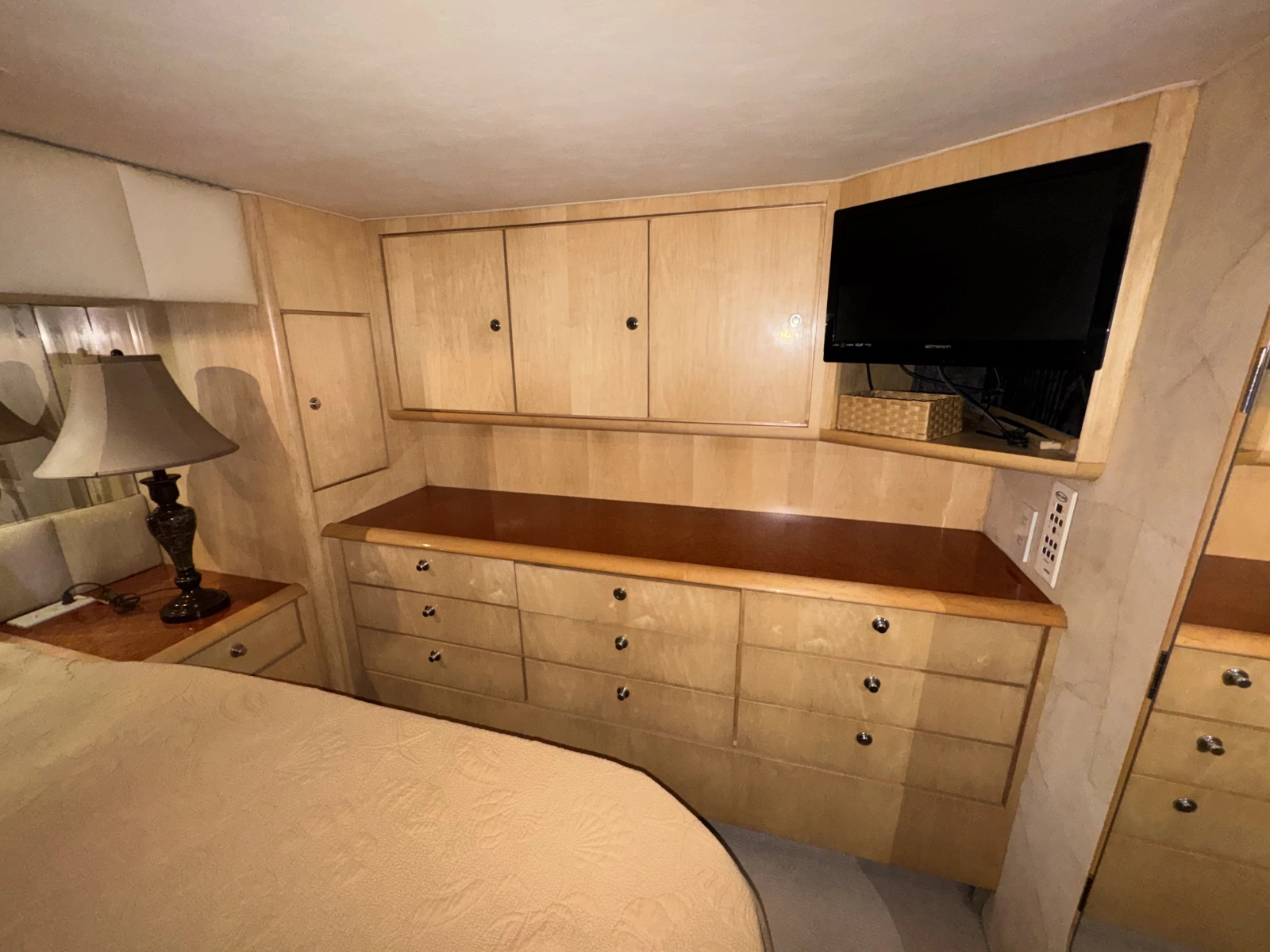 2002 Ocean Yachts 56 Super Sport