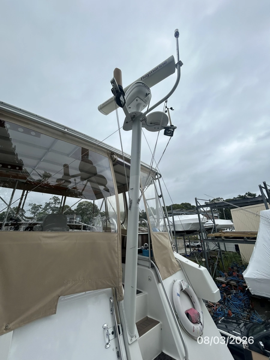 43' Mainship mast
