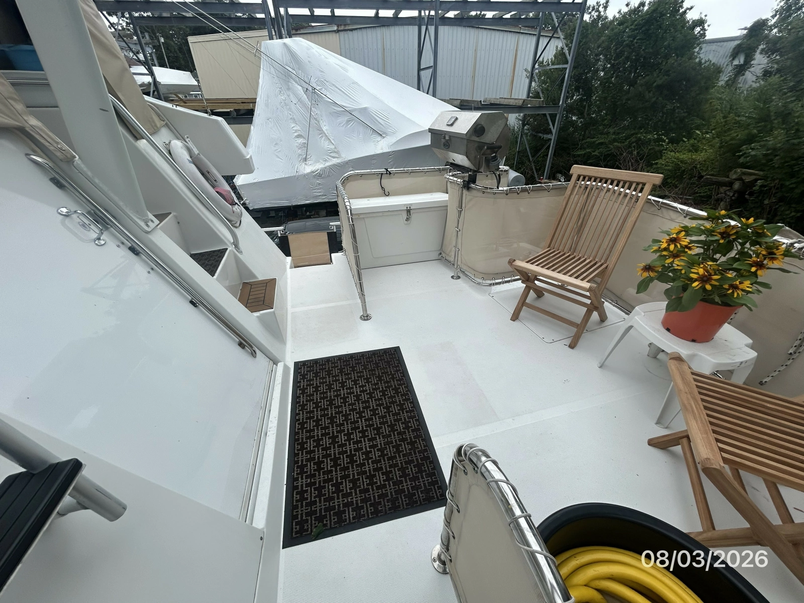 43' Mainship trunk cabin starboard