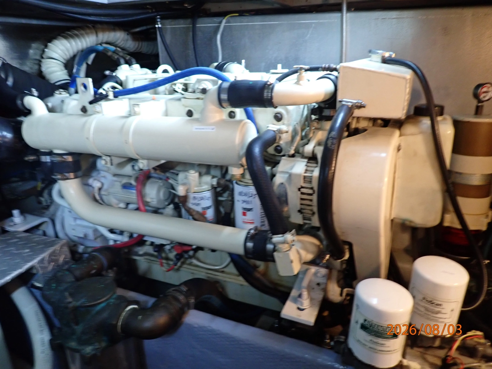 43' Mainship port main engine