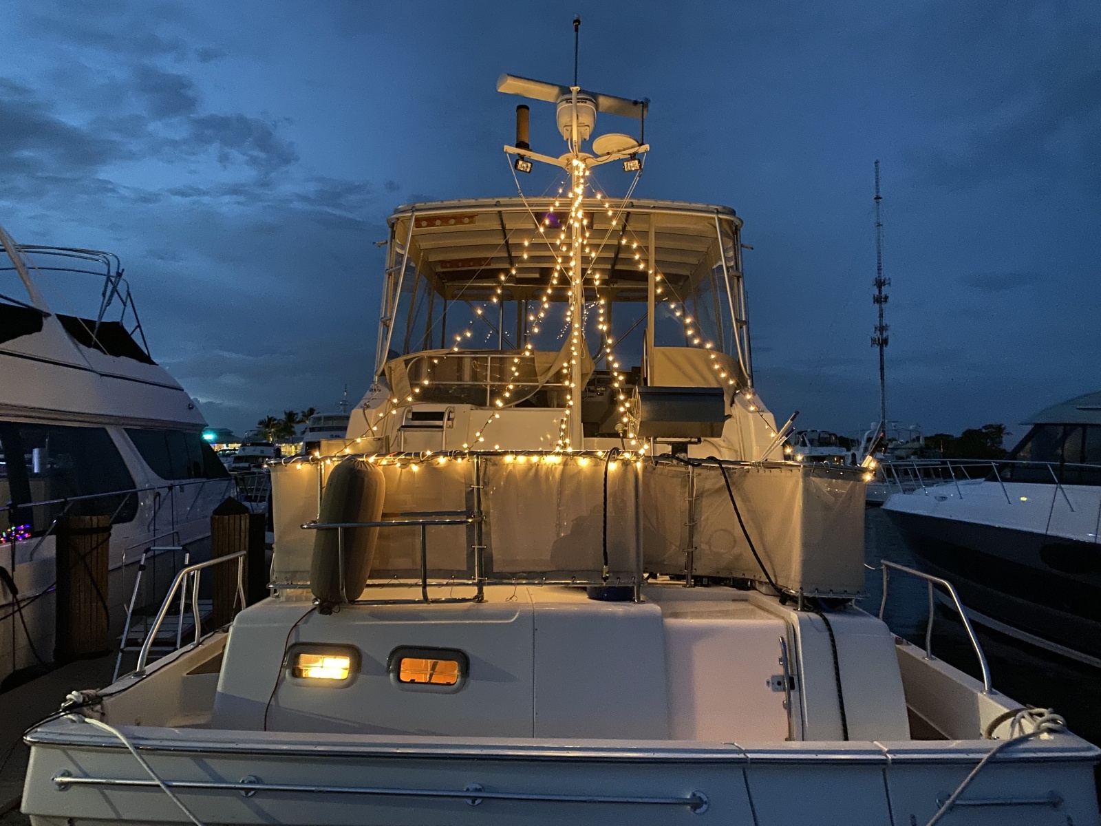 2000 Mainship 430