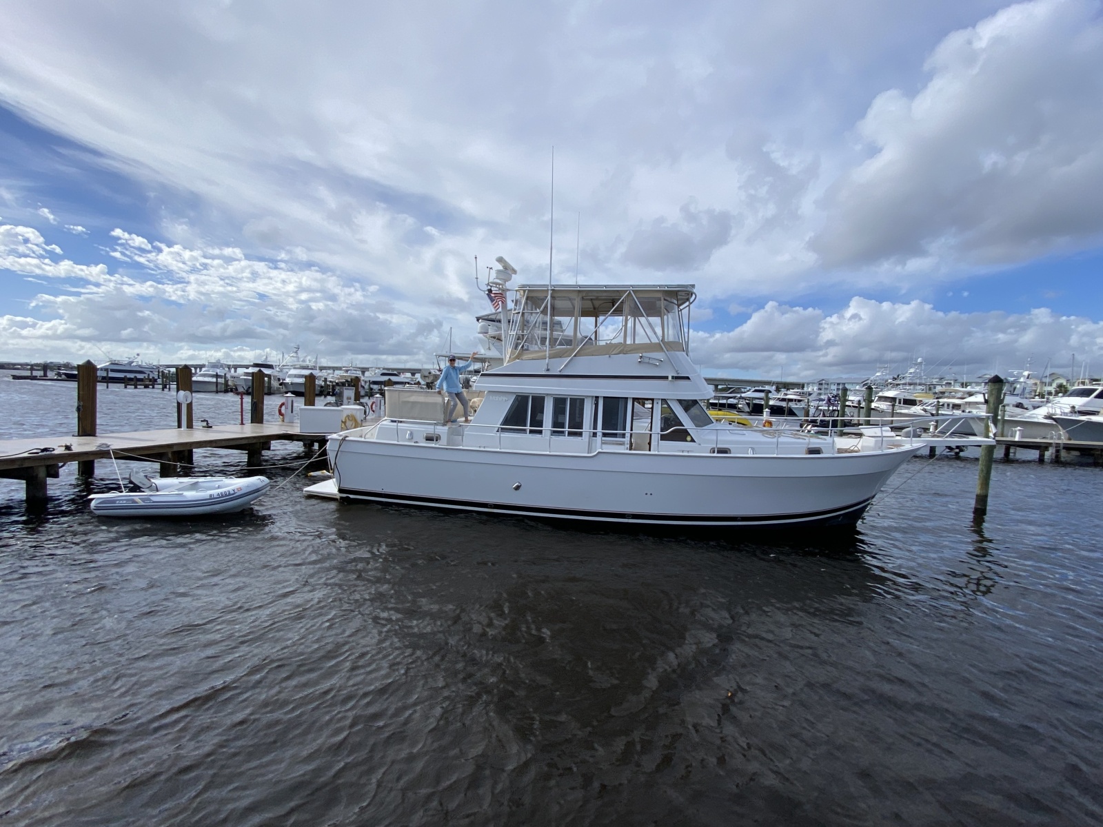 2000 Mainship 430
