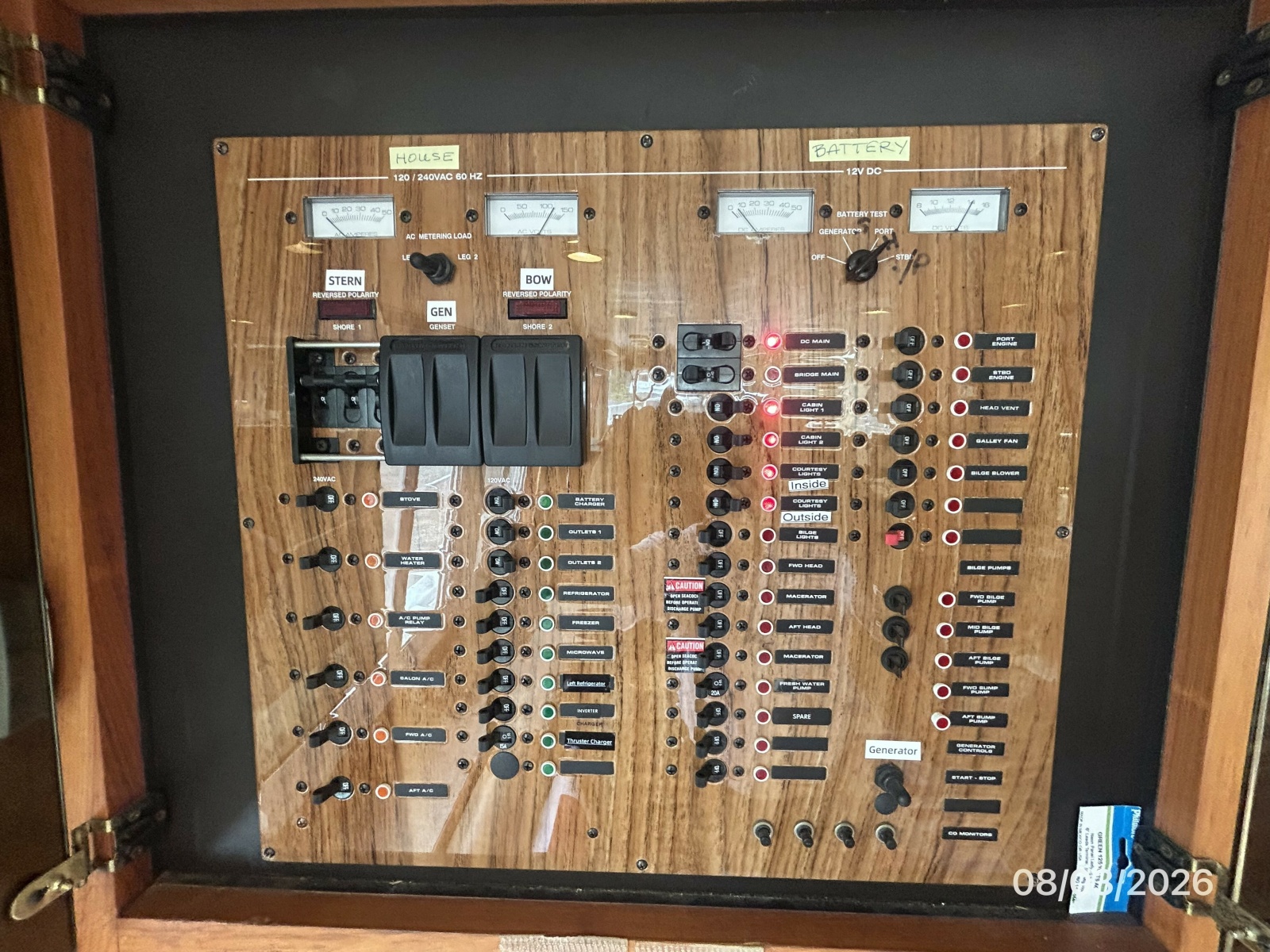 43' Mainship electrical panel