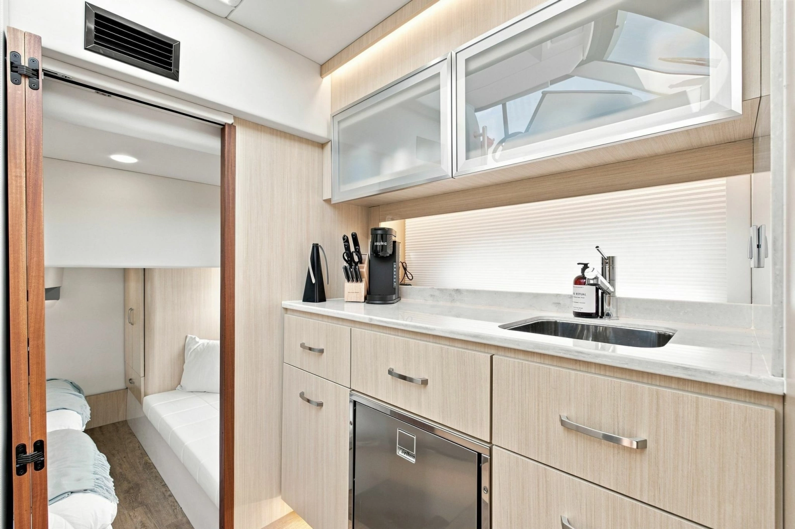 2025 Regal 42 Grande Coup