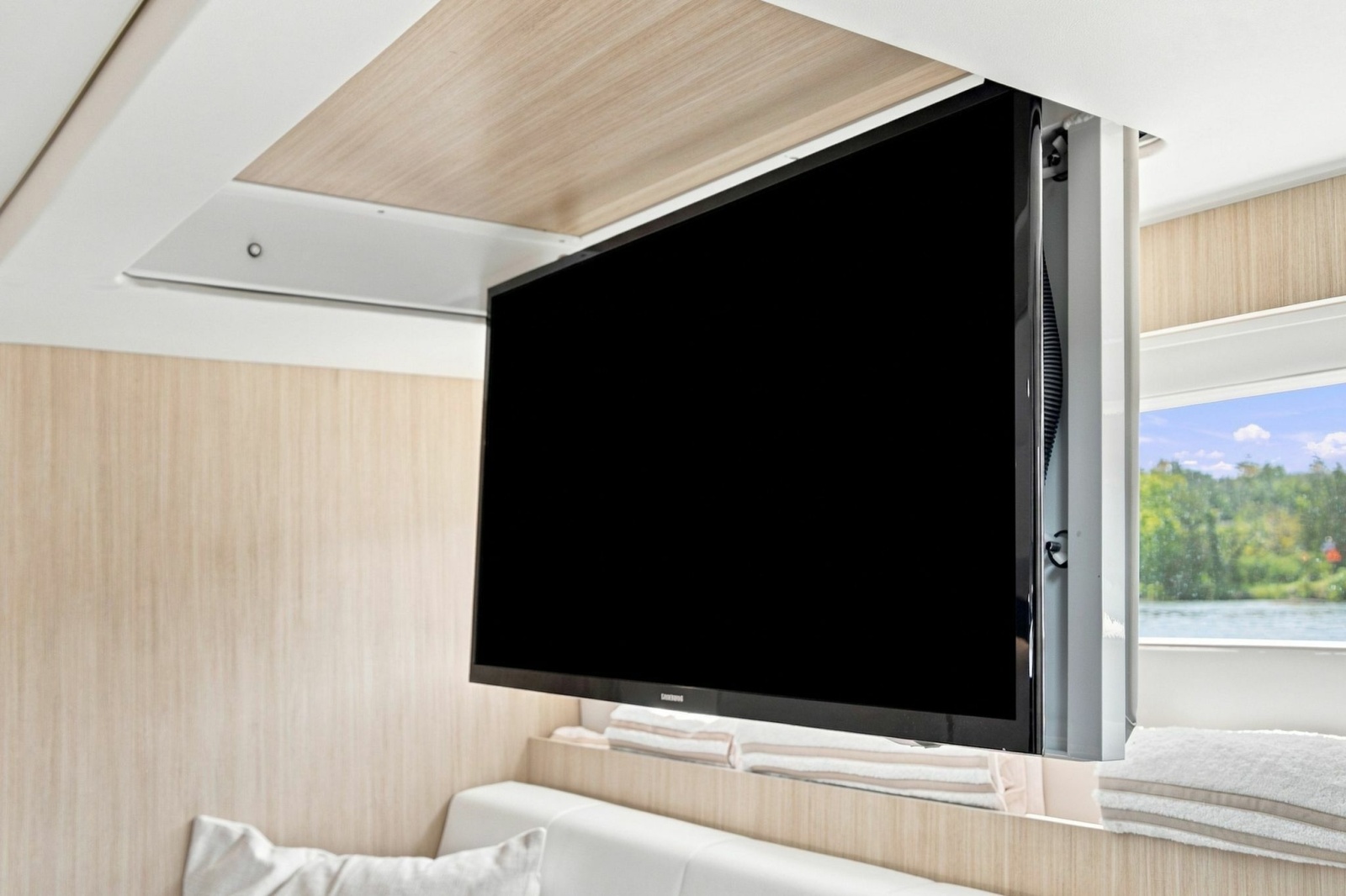 2025 Regal 42 Grande Coup