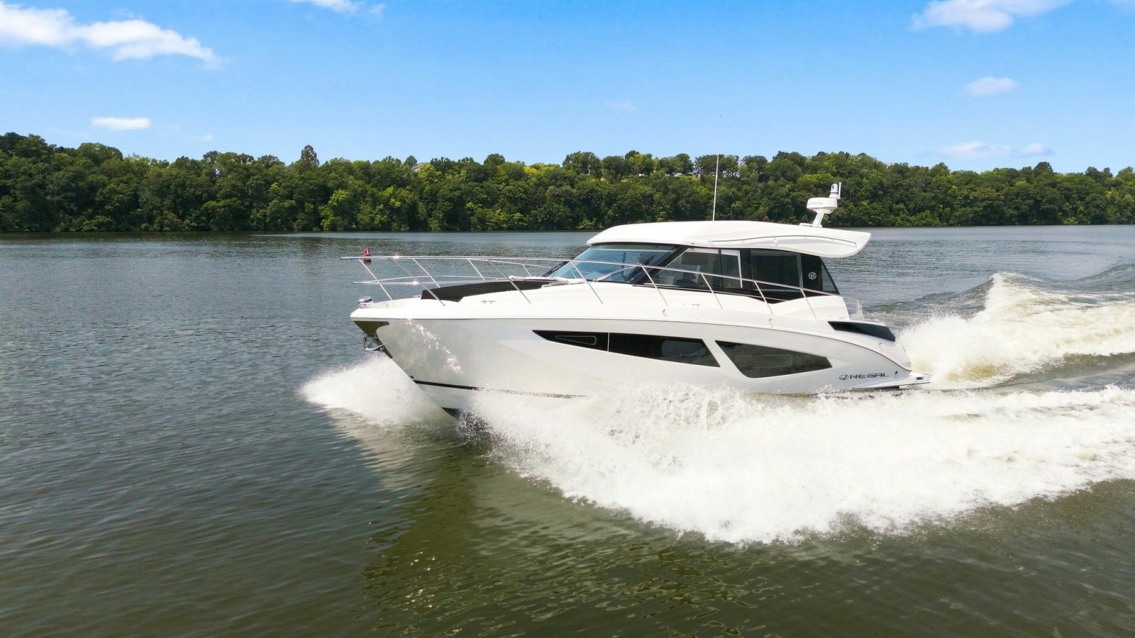 2025 Regal 42 Grande Coup