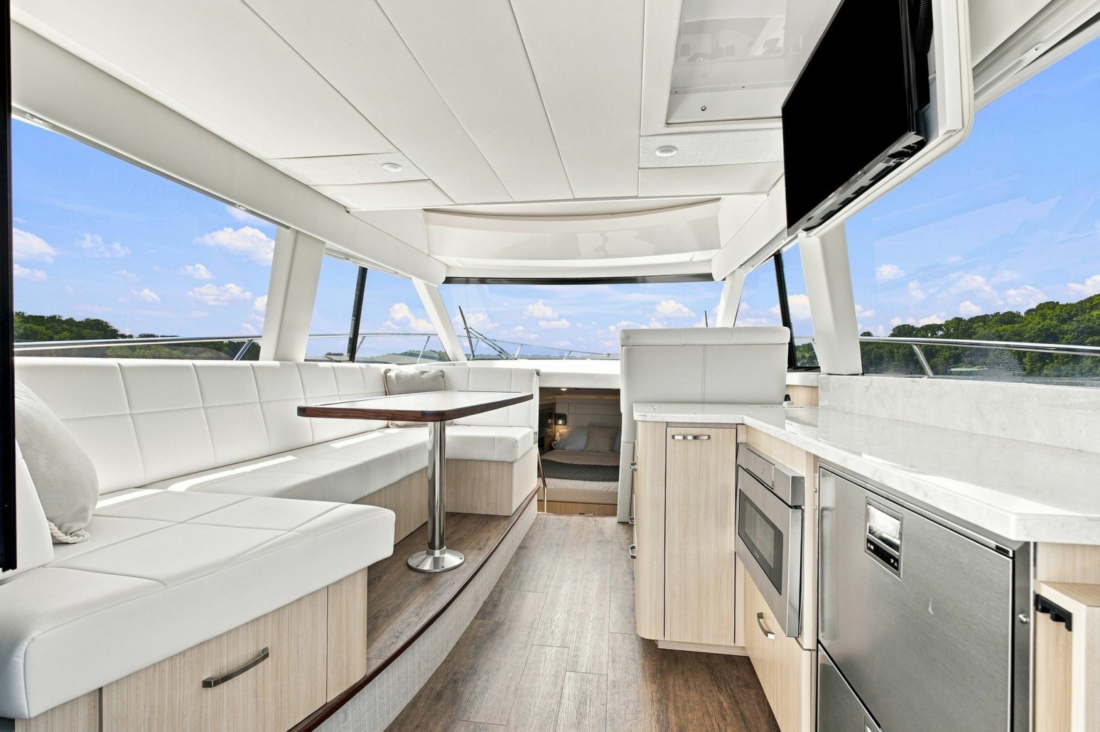 2025 Regal 42 Grande Coup