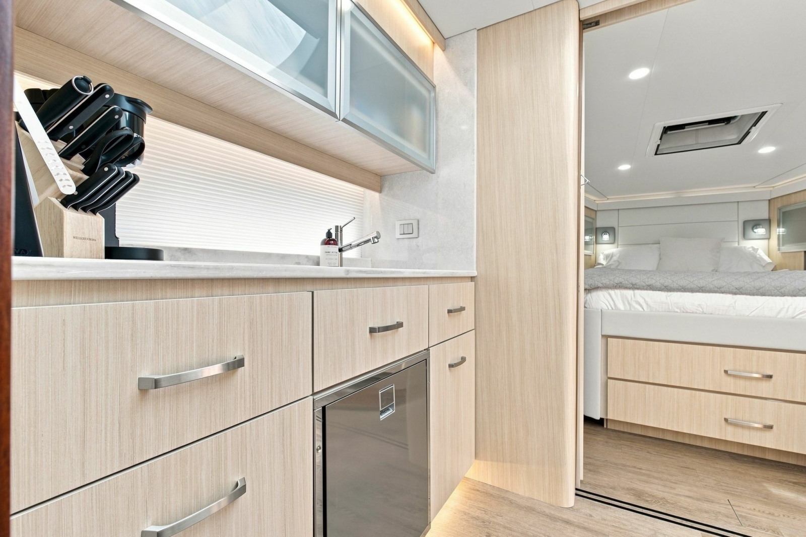 2025 Regal 42 Grande Coup