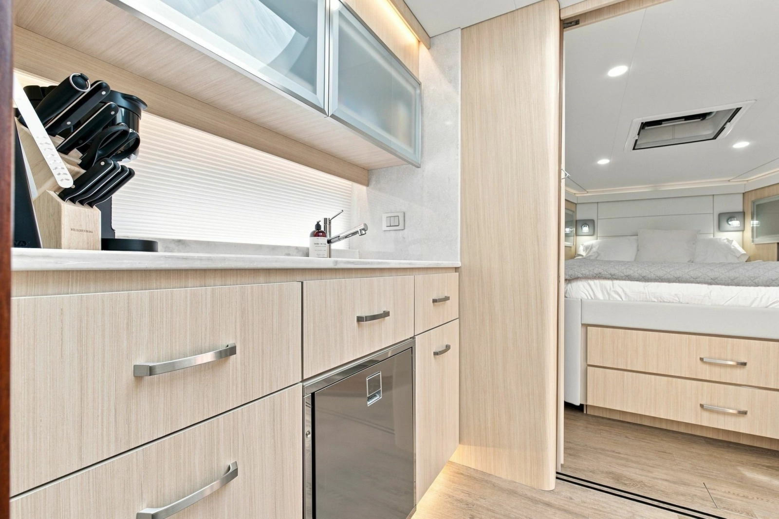 2025 Regal 42 Grande Coup