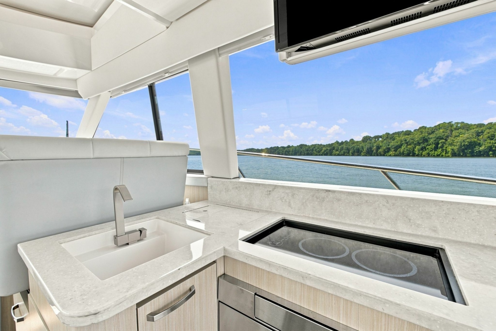 2025 Regal 42 Grande Coup