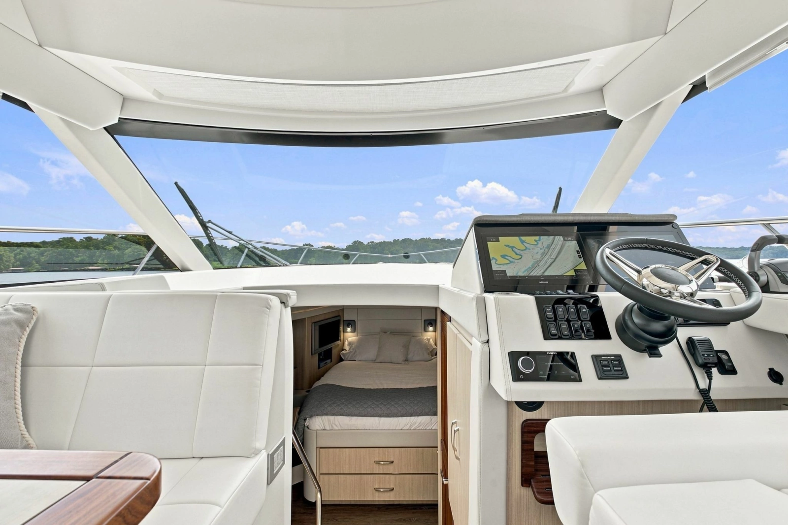 2025 Regal 42 Grande Coup