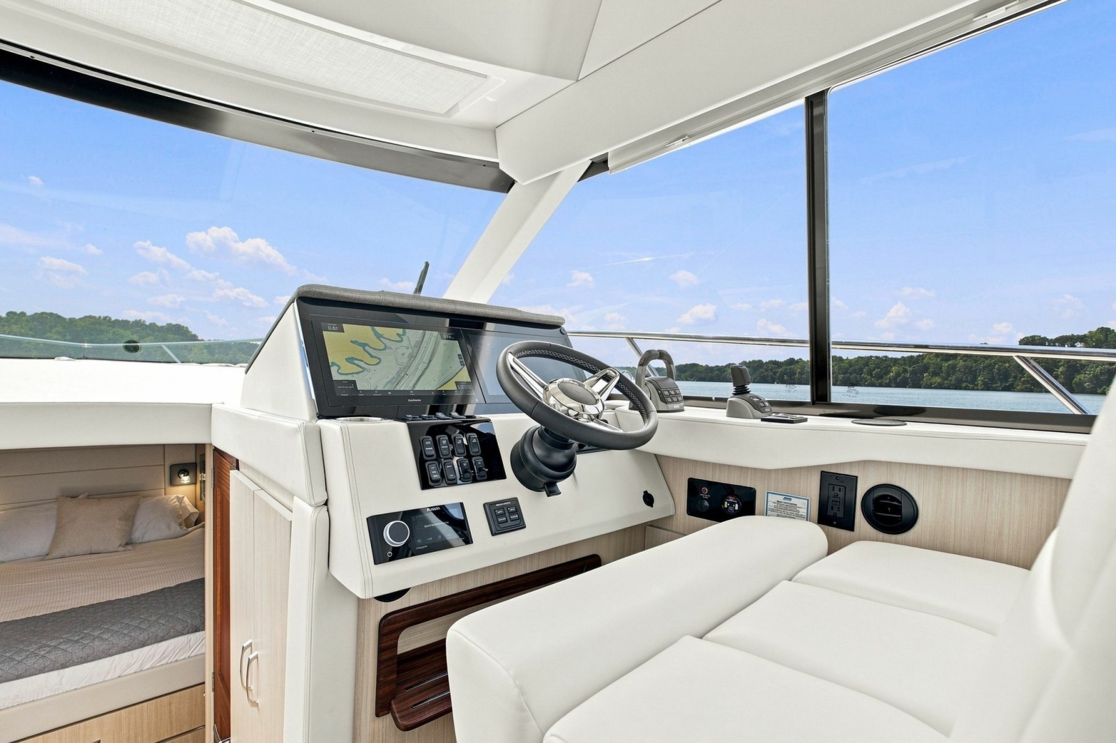 2025 Regal 42 Grande Coup