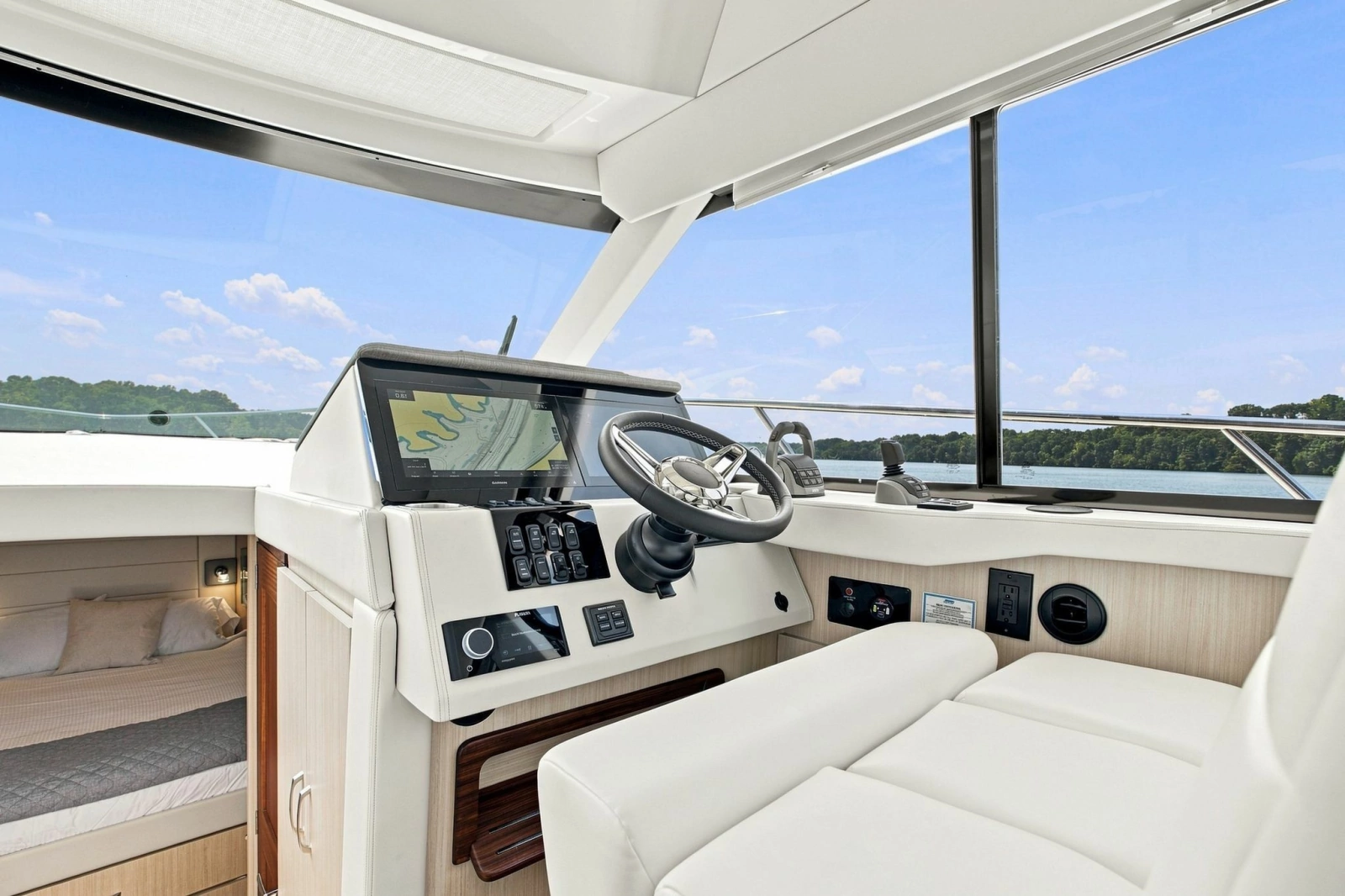 2025 Regal 42 Grande Coup
