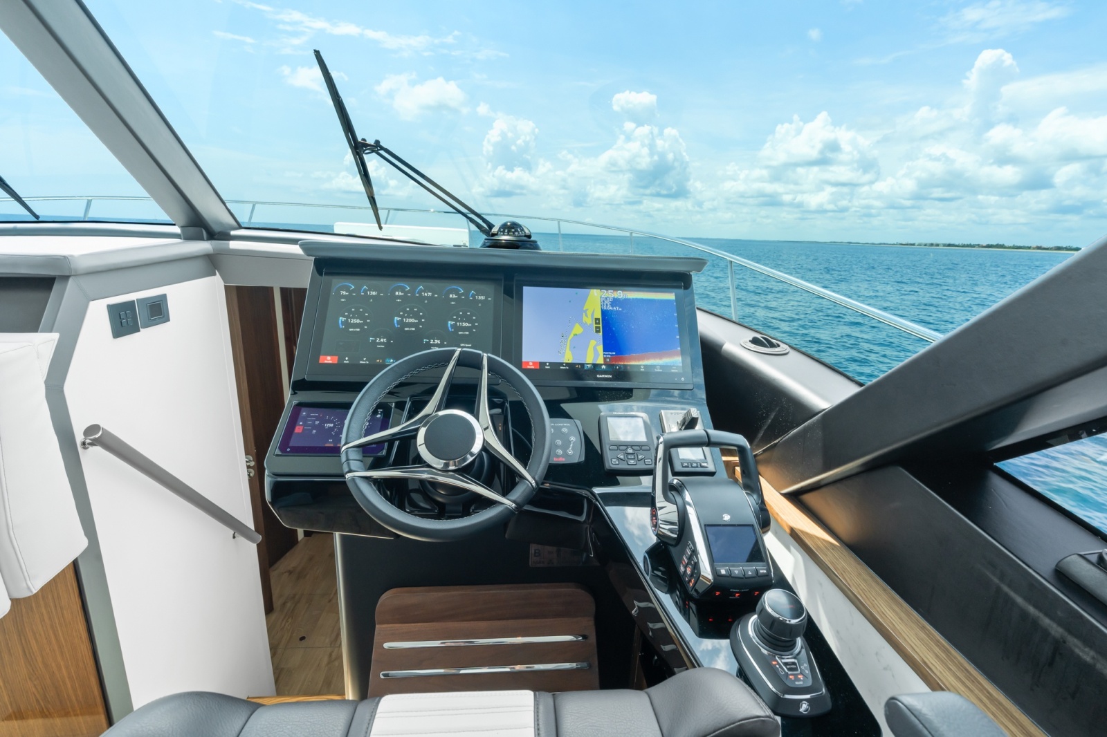 Eclipse 50 - STINGRAY GRAY - Helm