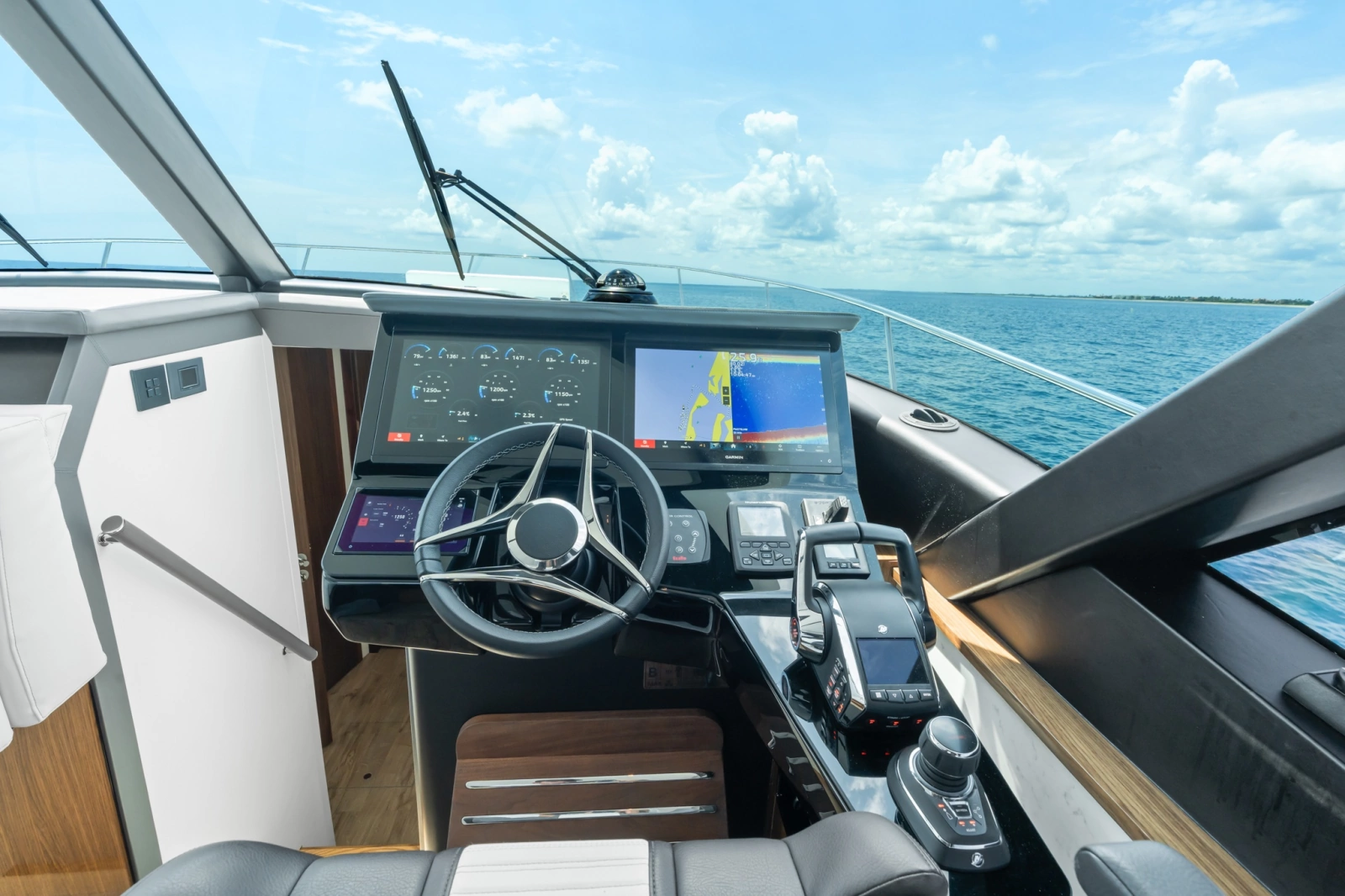 Eclipse 50 - STINGRAY GRAY - Helm