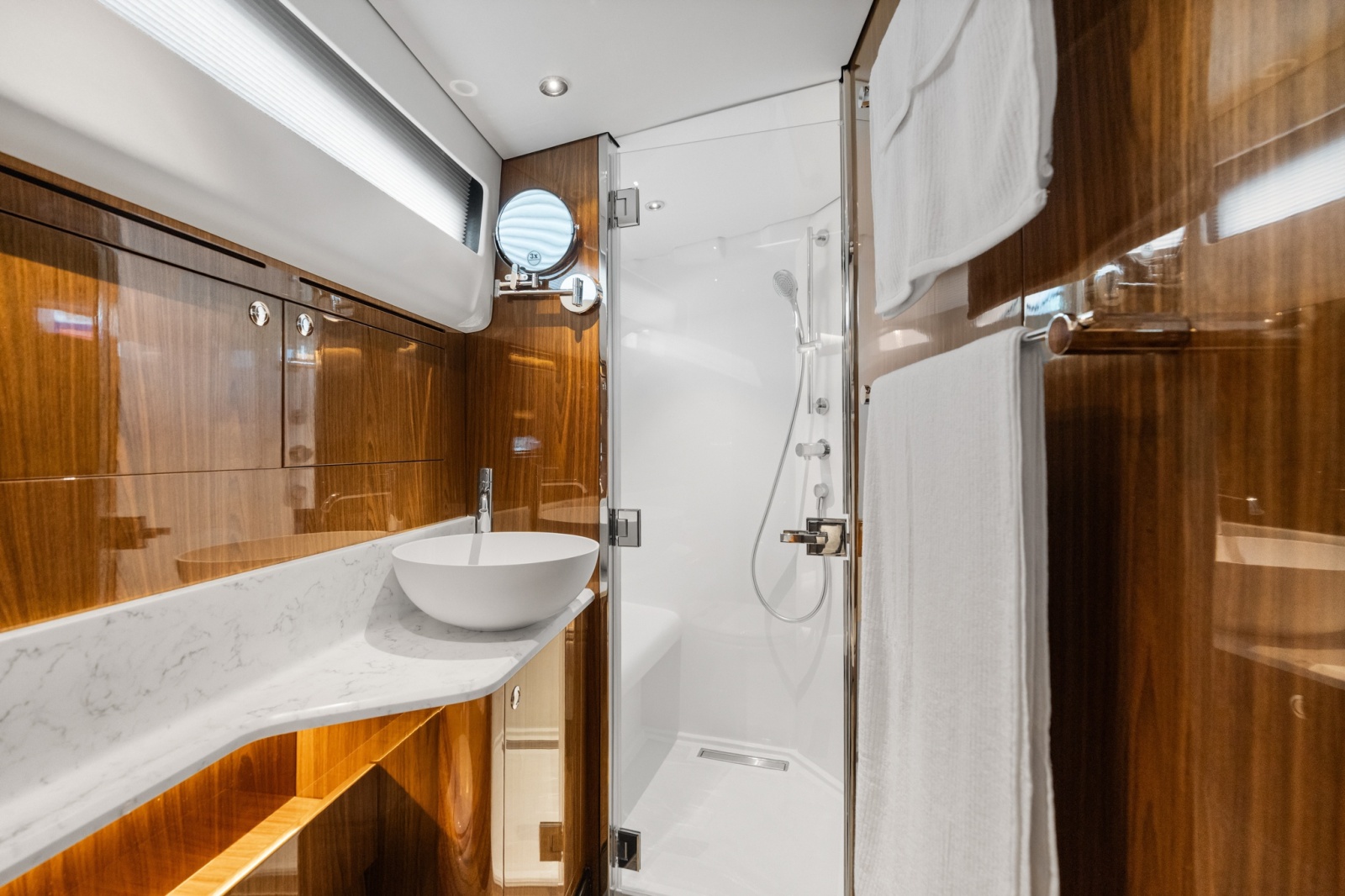 Eclipse 50 - STINGRAY GRAY - Guest Head