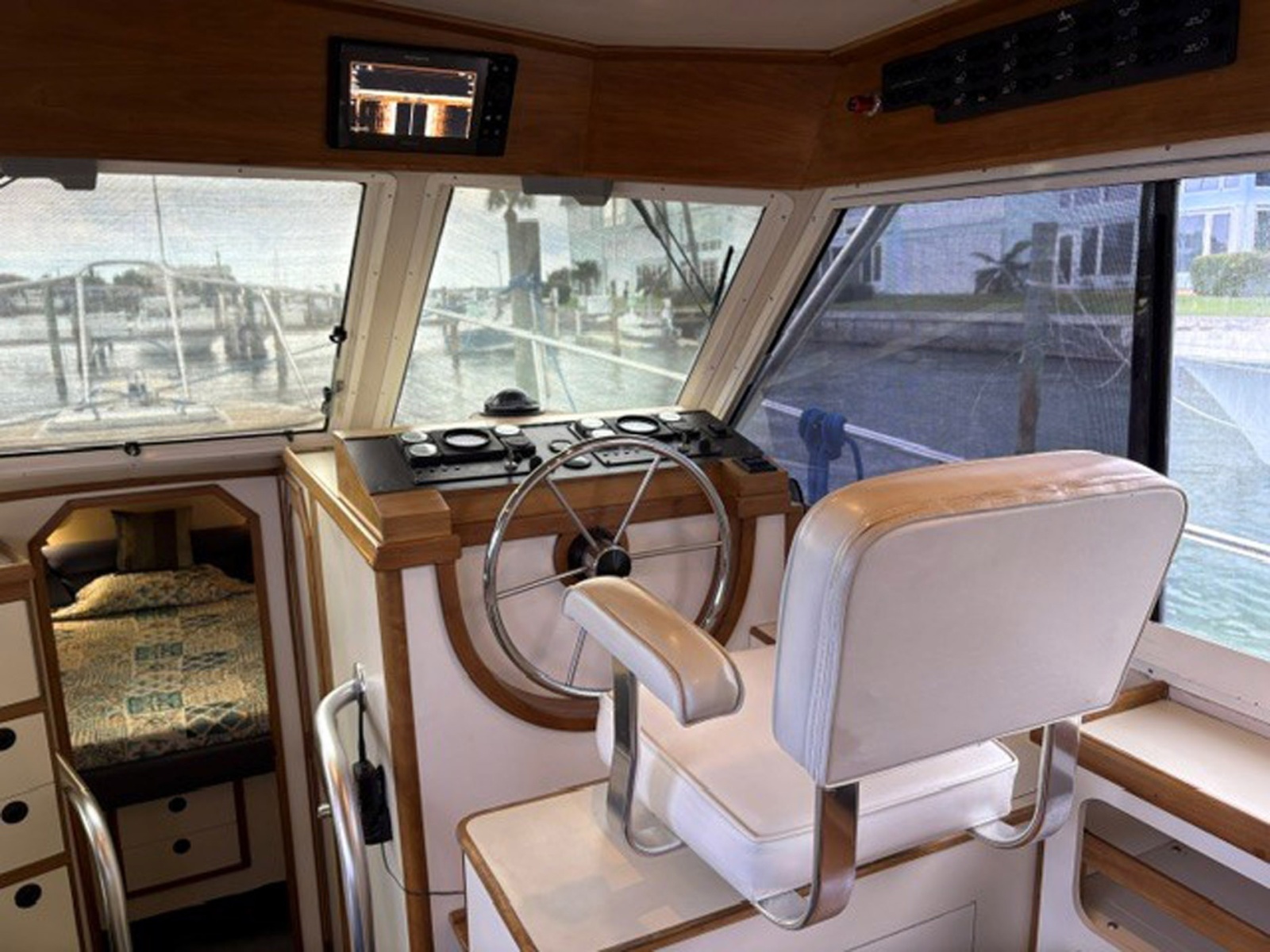 2001 Albin 35 Tournament Express
