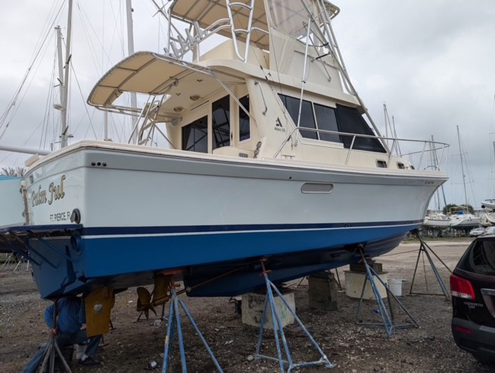 2001 Albin 35 Tournament Express