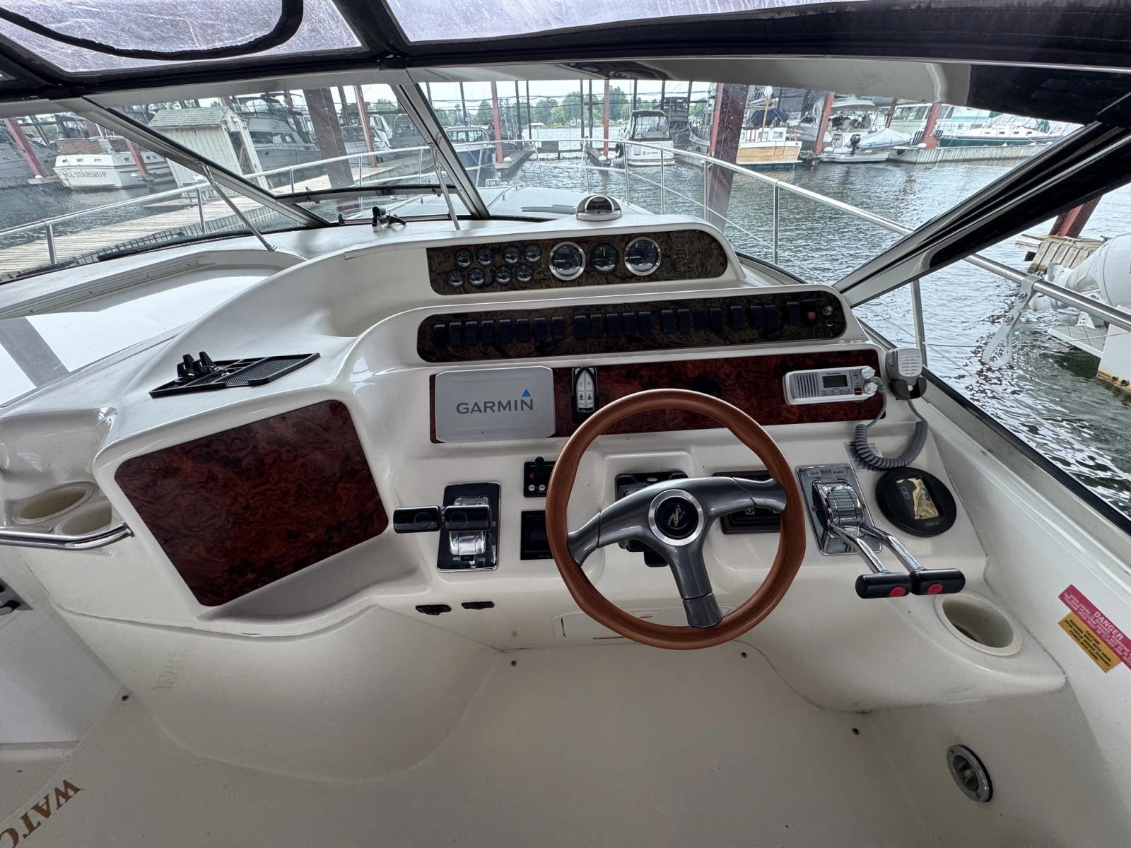 1997 Sea Ray 400 Sundancer