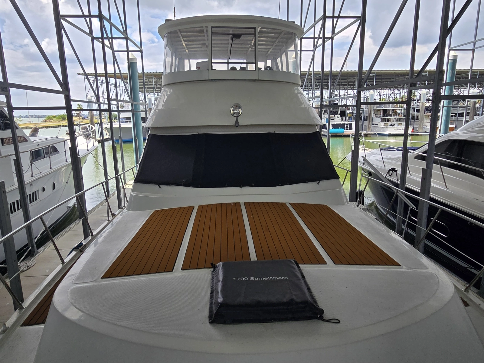1988 Marine Trader Montechristo 56