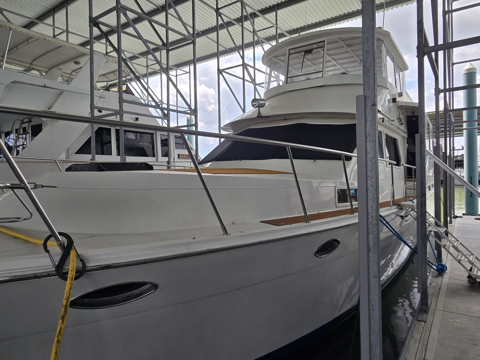 1988 Marine Trader Montechristo 56