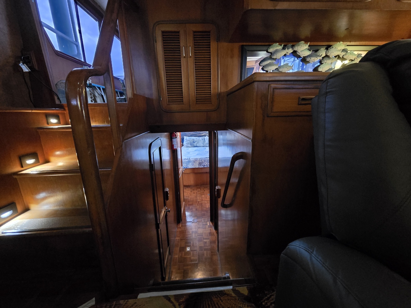 1988 Marine Trader Montechristo 56