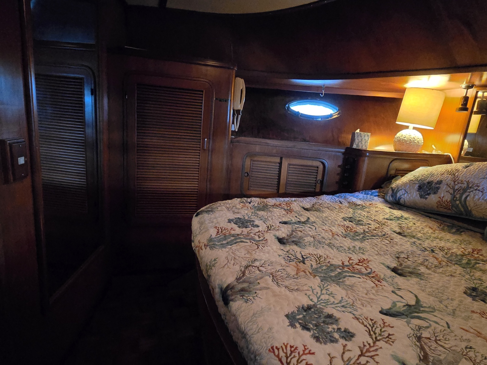 1988 Marine Trader Montechristo 56