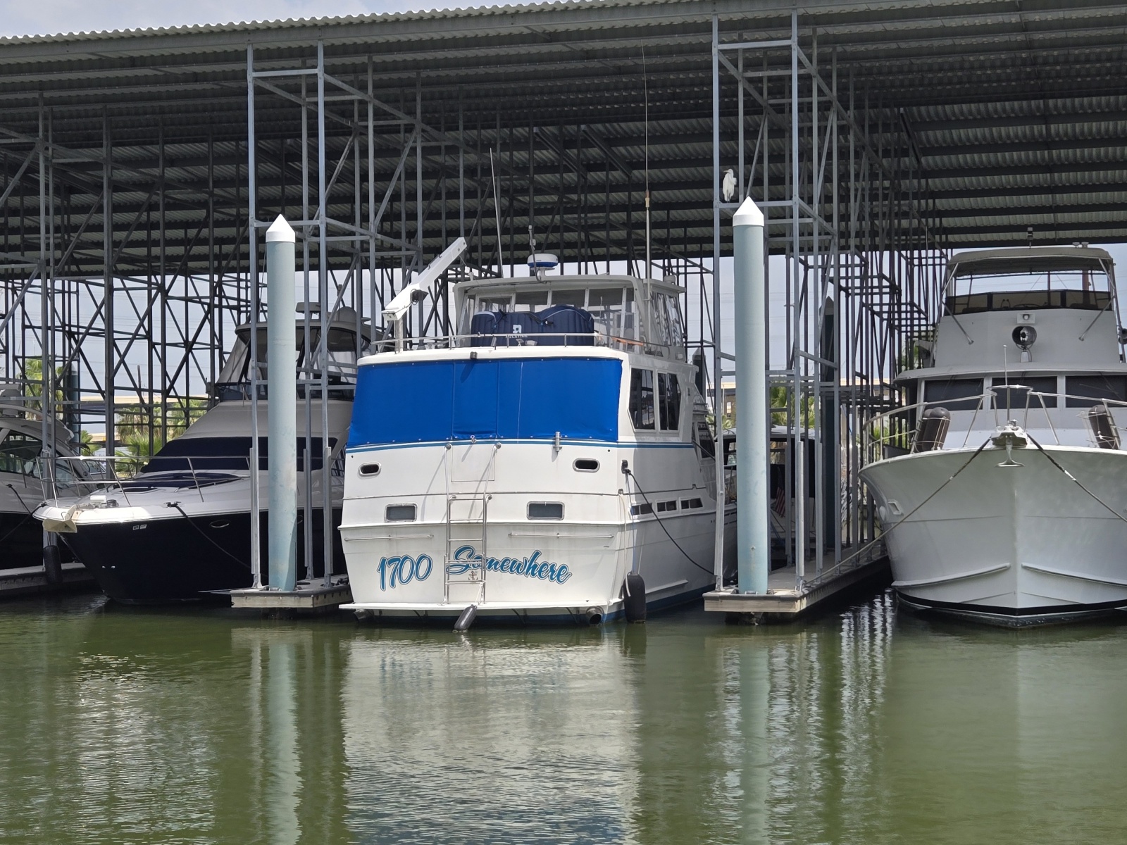 1988 Marine Trader Montechristo 56