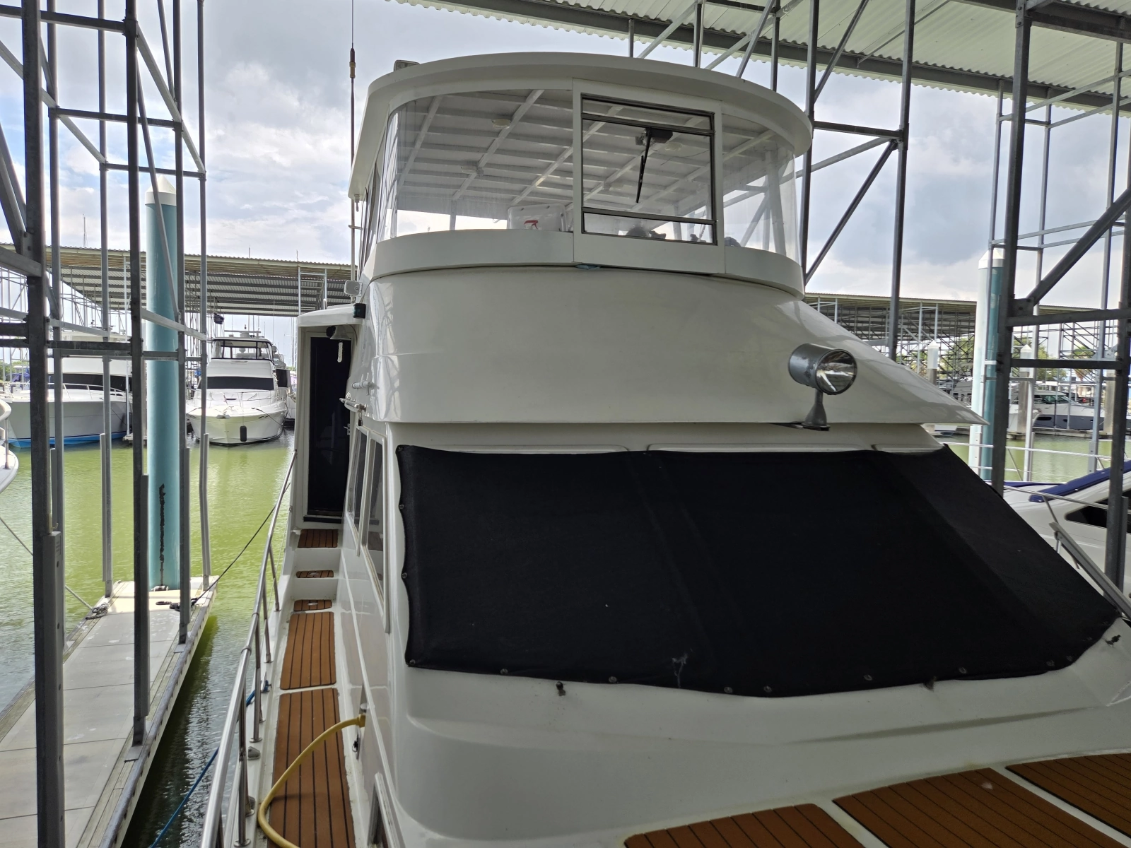 1988 Marine Trader Montechristo 56