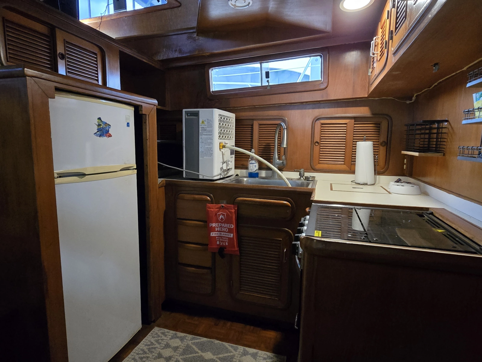 1988 Marine Trader Montechristo 56