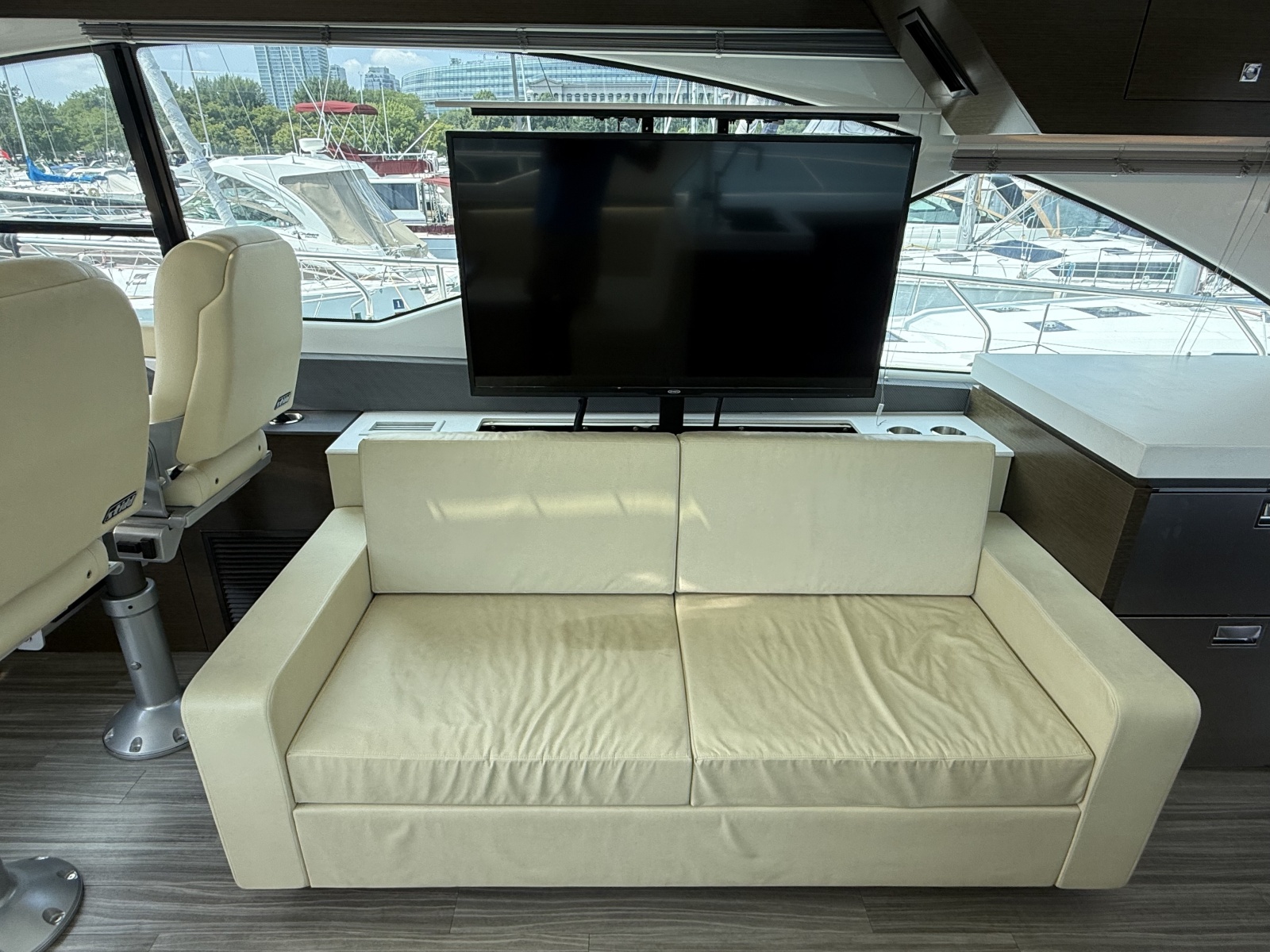 2016 Cruisers 60 Cantius