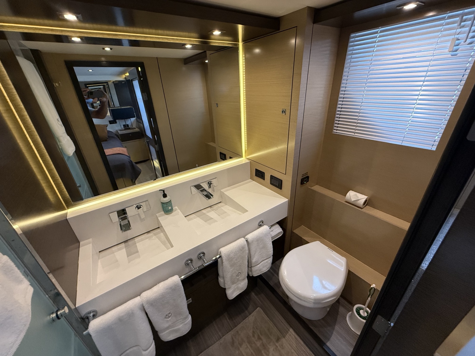 2016 Cruisers 60 Cantius