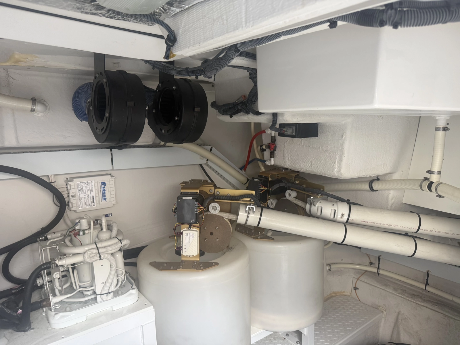 2016 Cruisers 60 Cantius