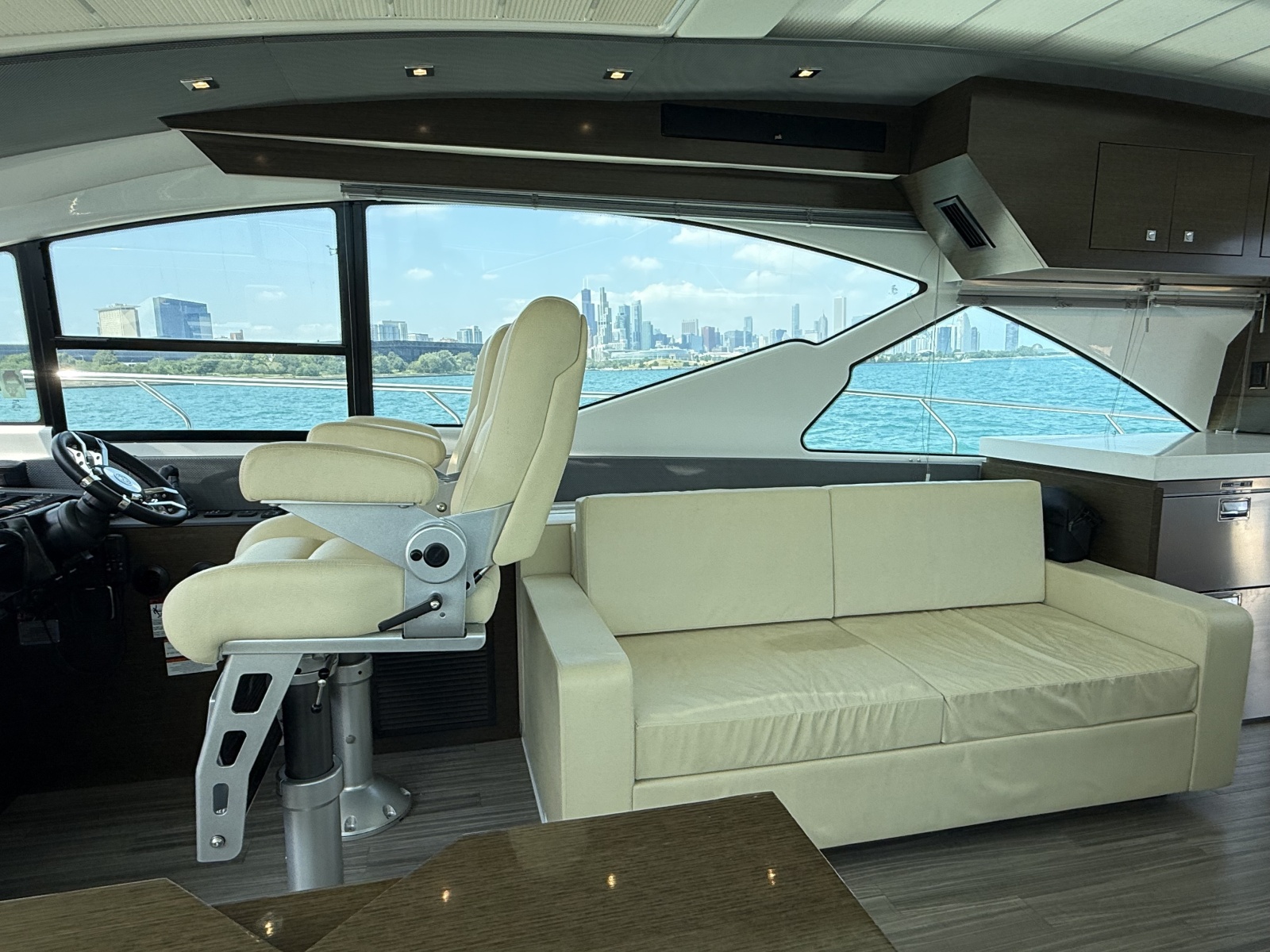 2016 Cruisers 60 Cantius