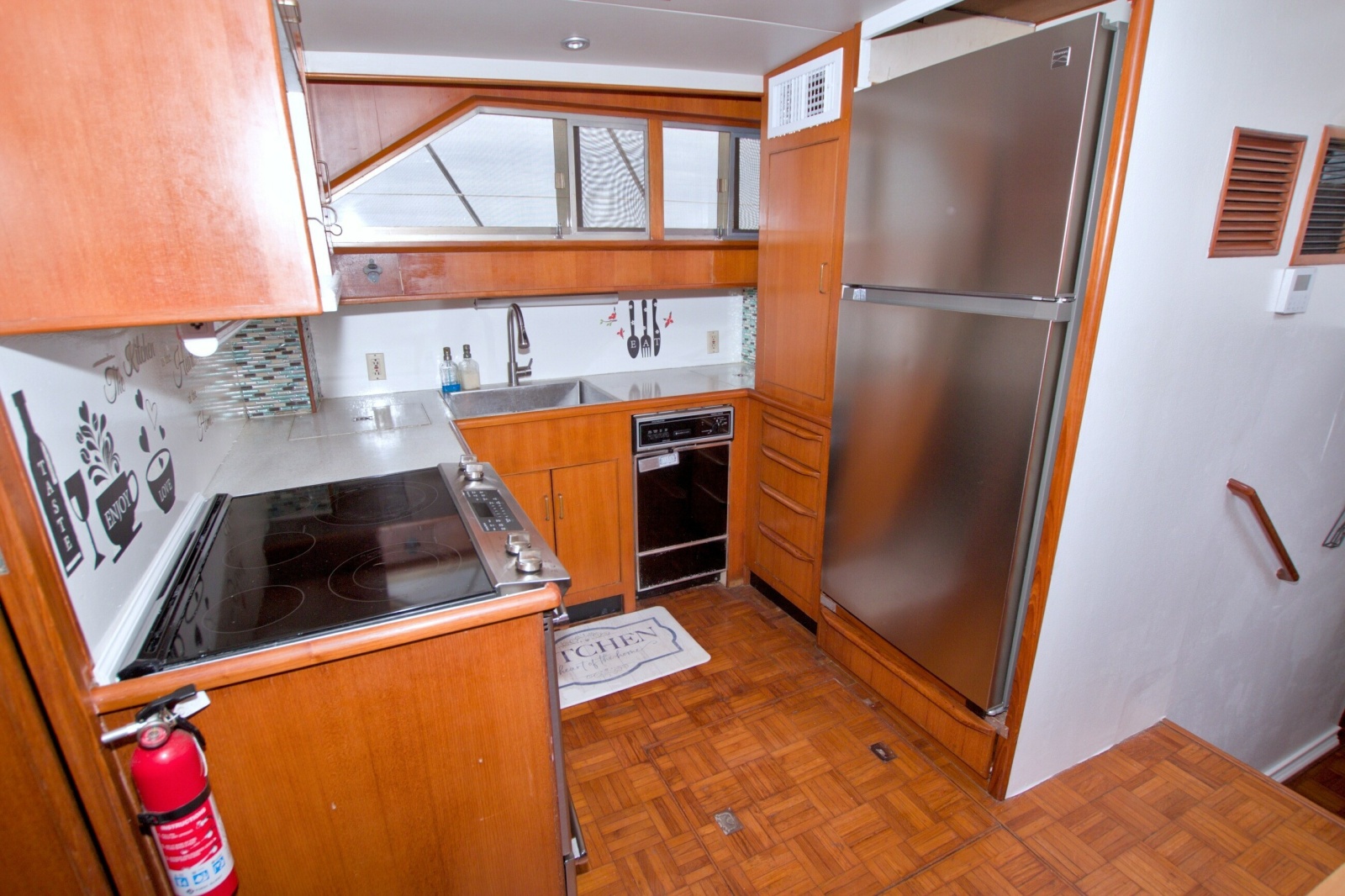 1994 Jefferson Marquessa 56 Extended Deckhouse