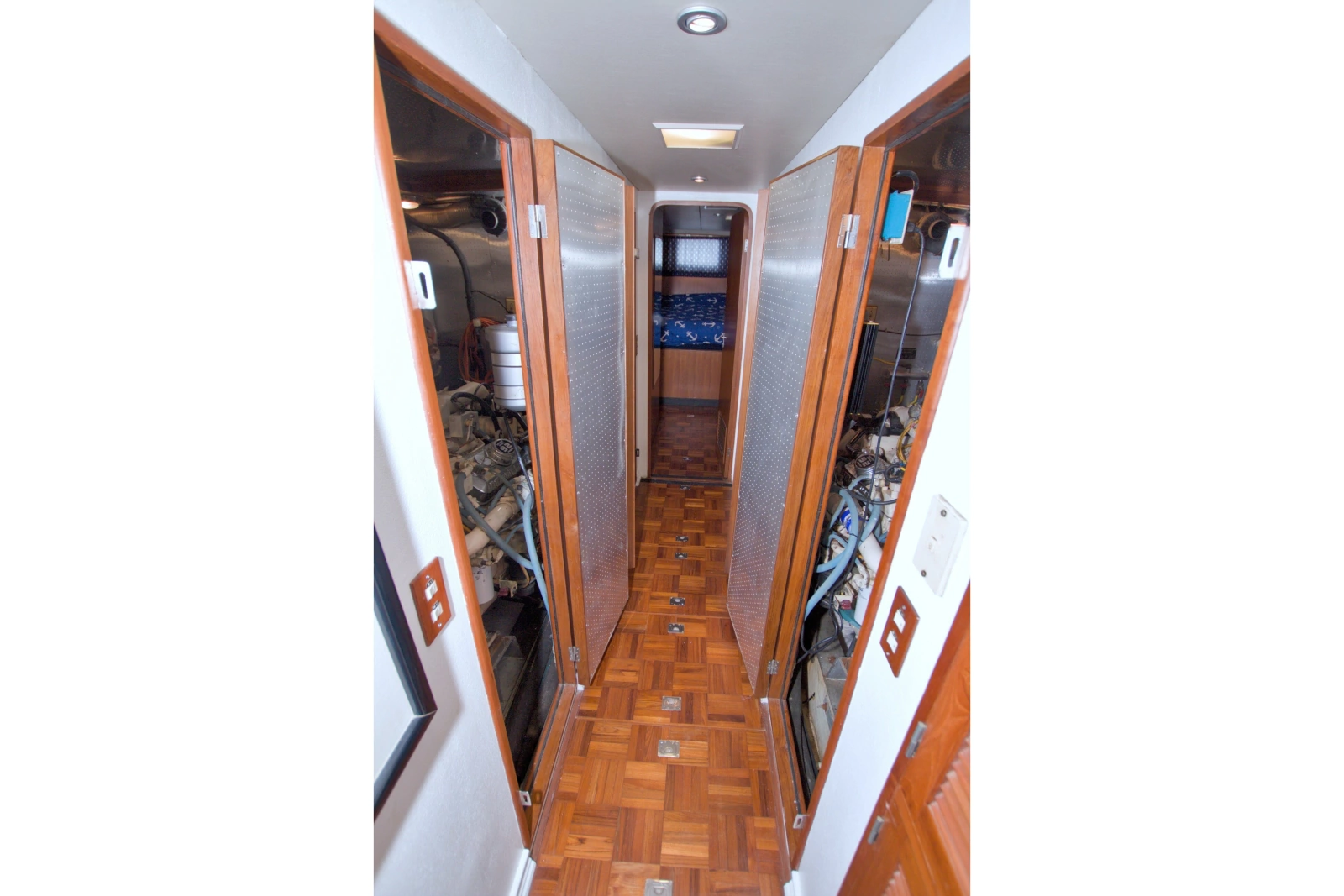 1994 Jefferson Marquessa 56 Extended Deckhouse