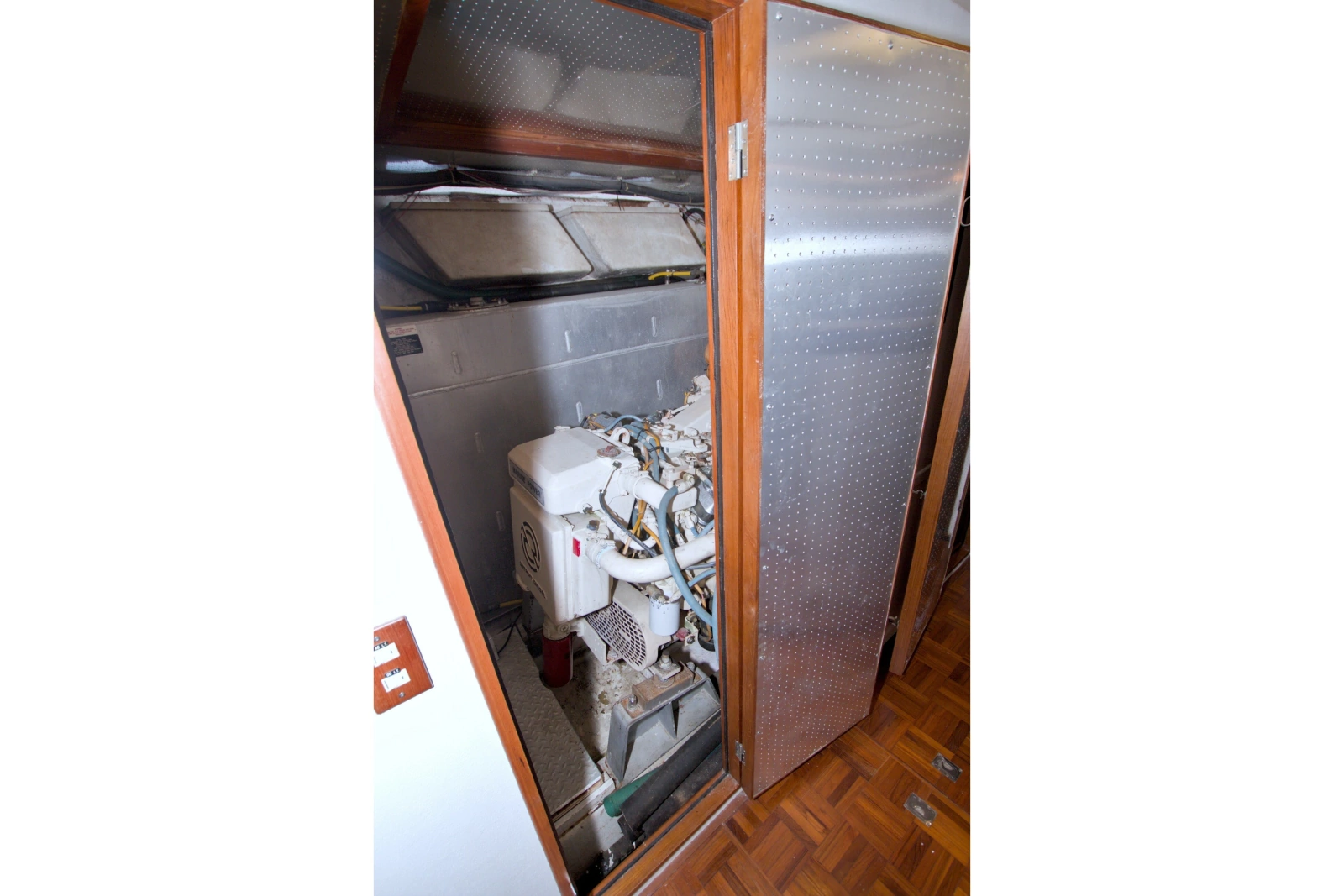 1994 Jefferson Marquessa 56 Extended Deckhouse