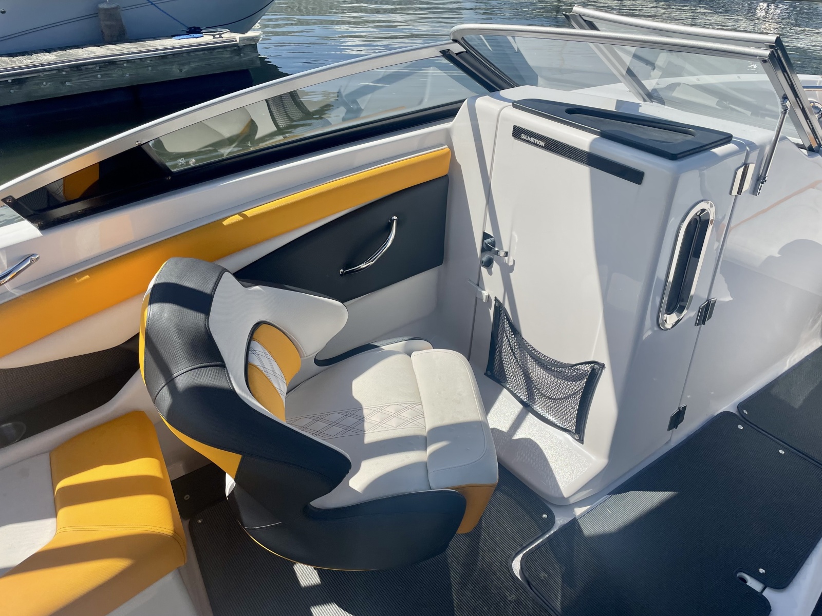 2016 Glastron GTS